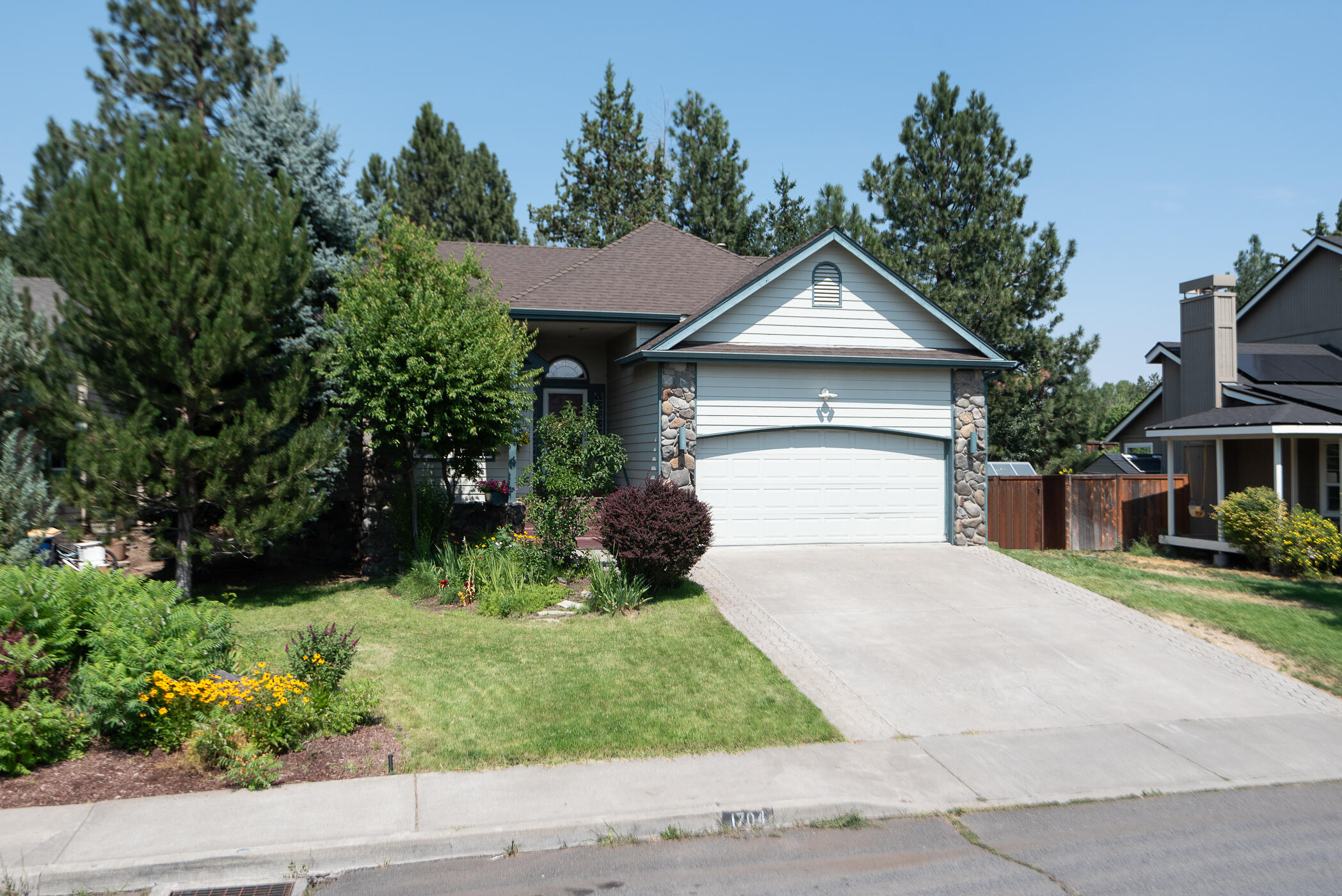 1704 SE Virginia Road