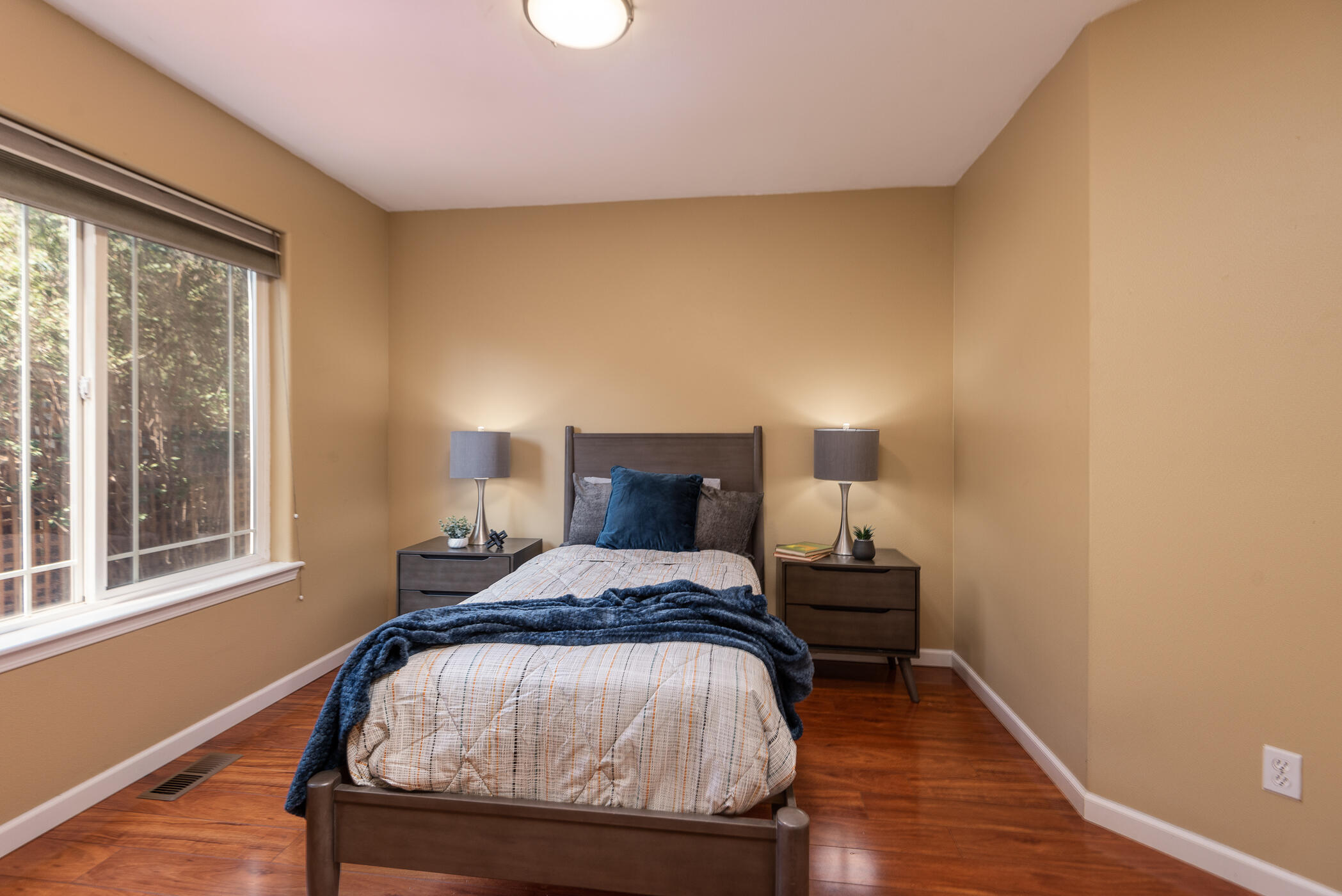 1704 SE Virginia Road