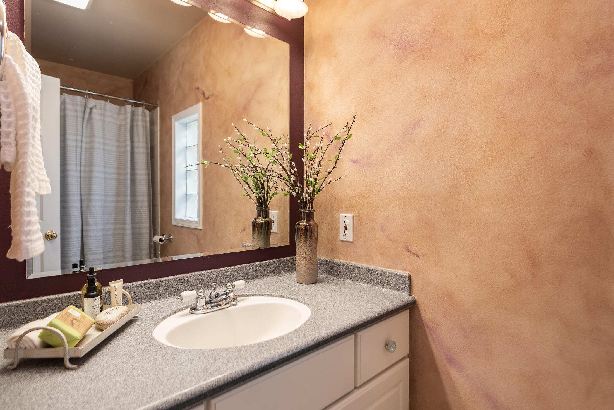 1704 SE Virginia Road