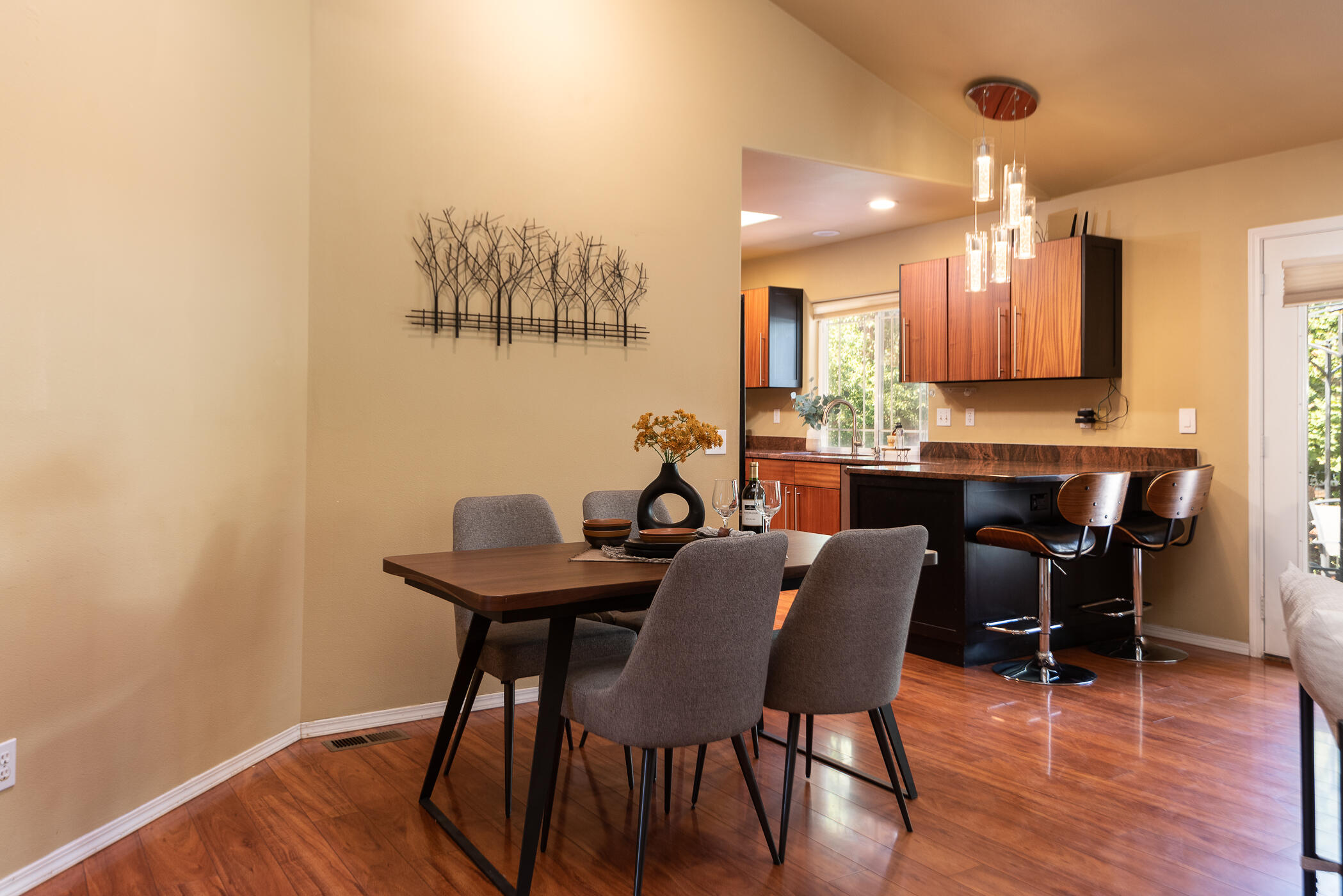 1704 SE Virginia Road