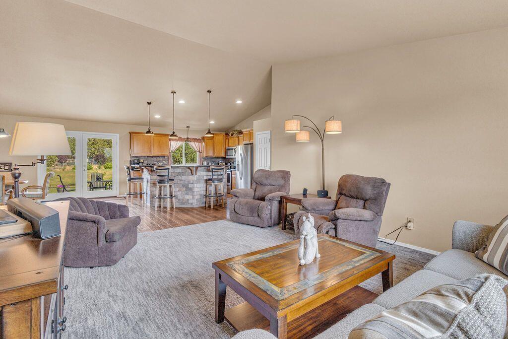 4742 SE Sioux Loop
