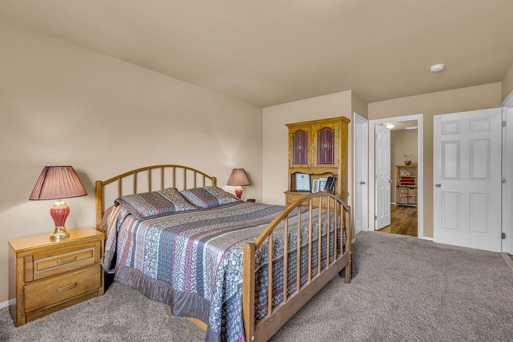 4742 SE Sioux Loop