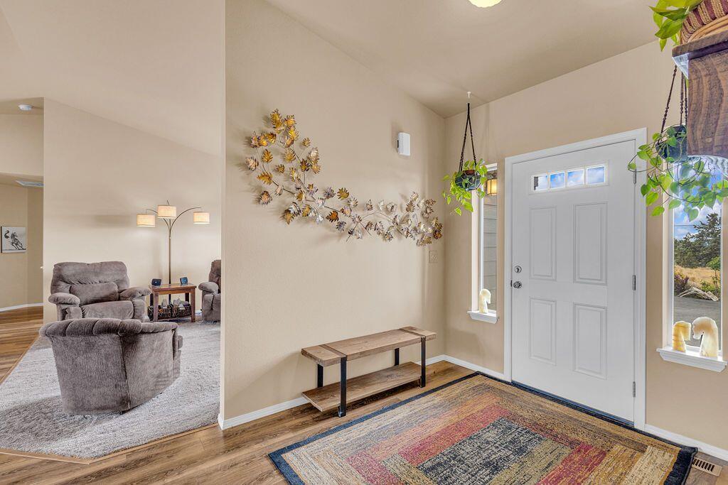 4742 SE Sioux Loop
