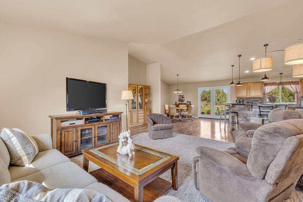 4742 SE Sioux Loop