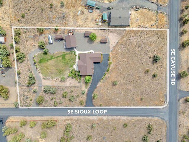 4742 SE Sioux Loop