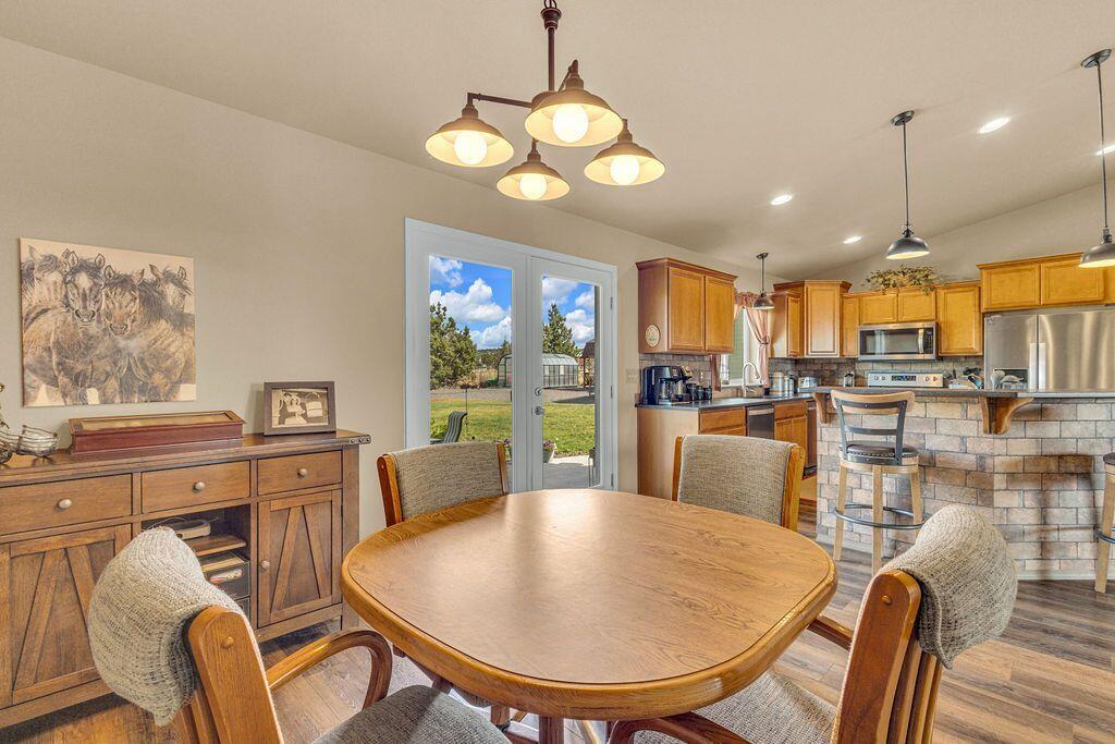 4742 SE Sioux Loop