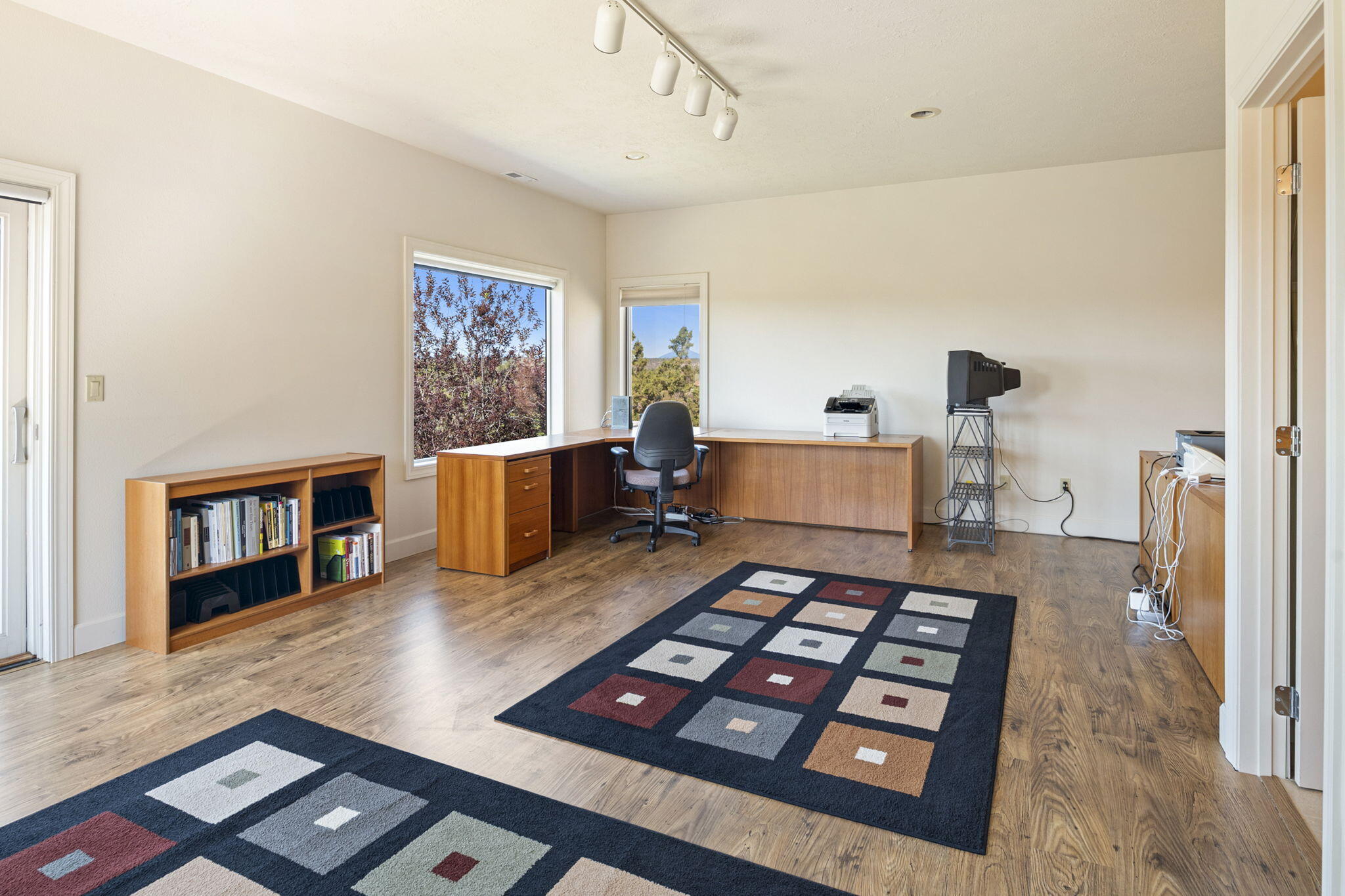 6322 NW Atkinson Avenue