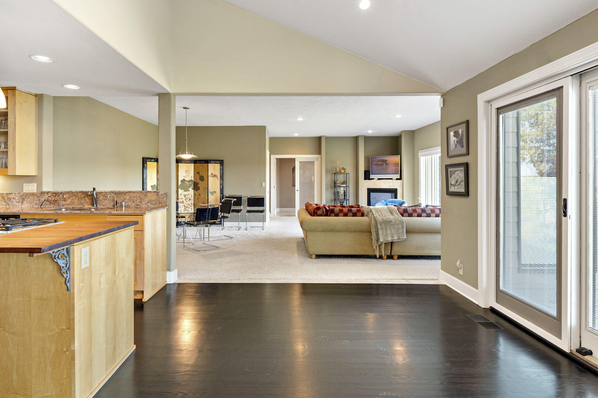 6322 NW Atkinson Avenue