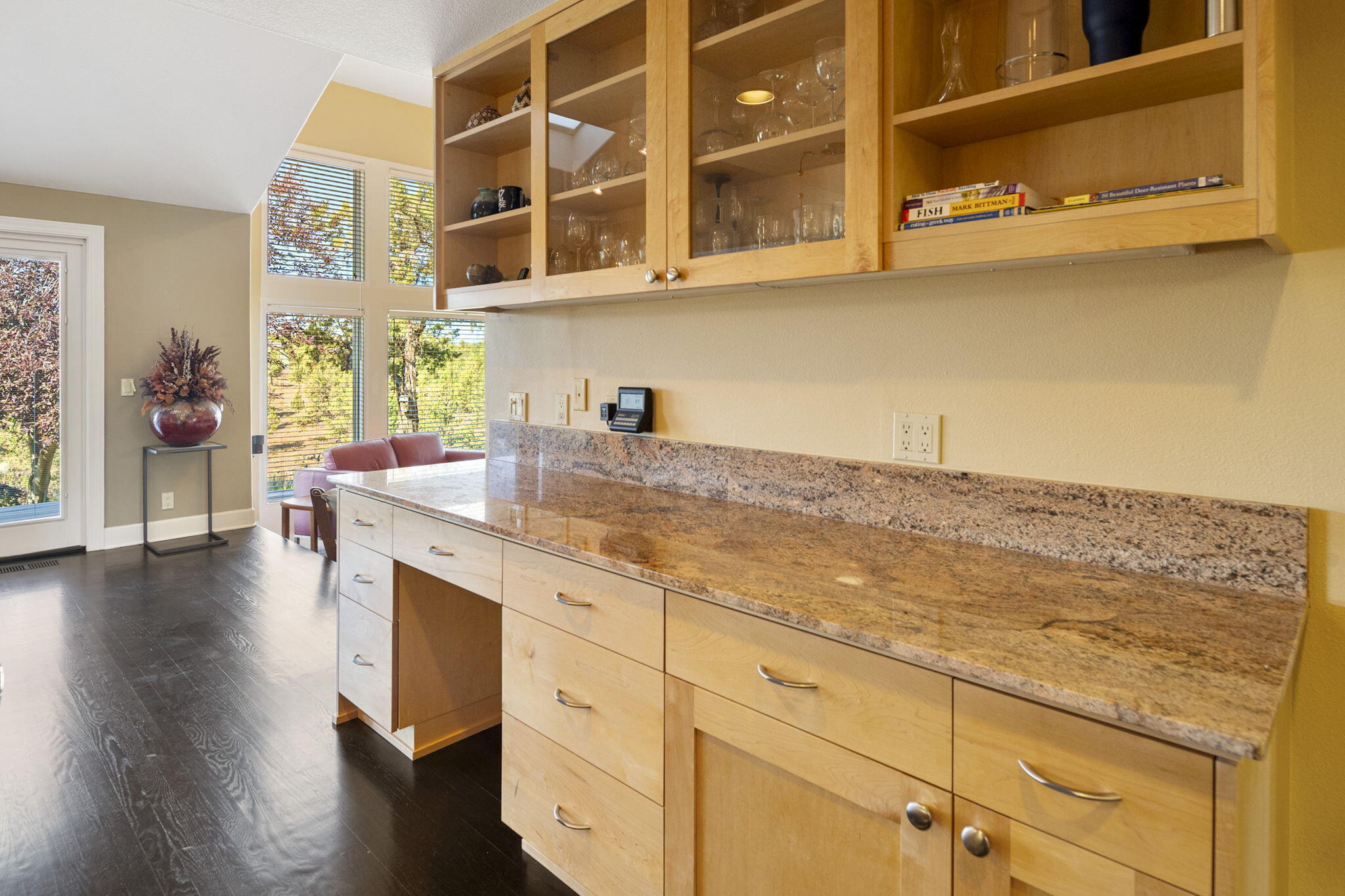 6322 NW Atkinson Avenue