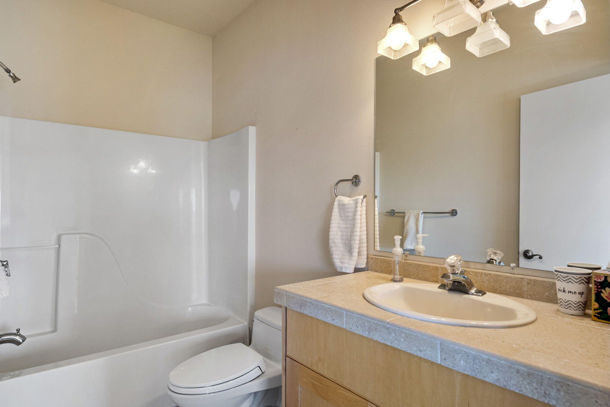 6322 NW Atkinson Avenue