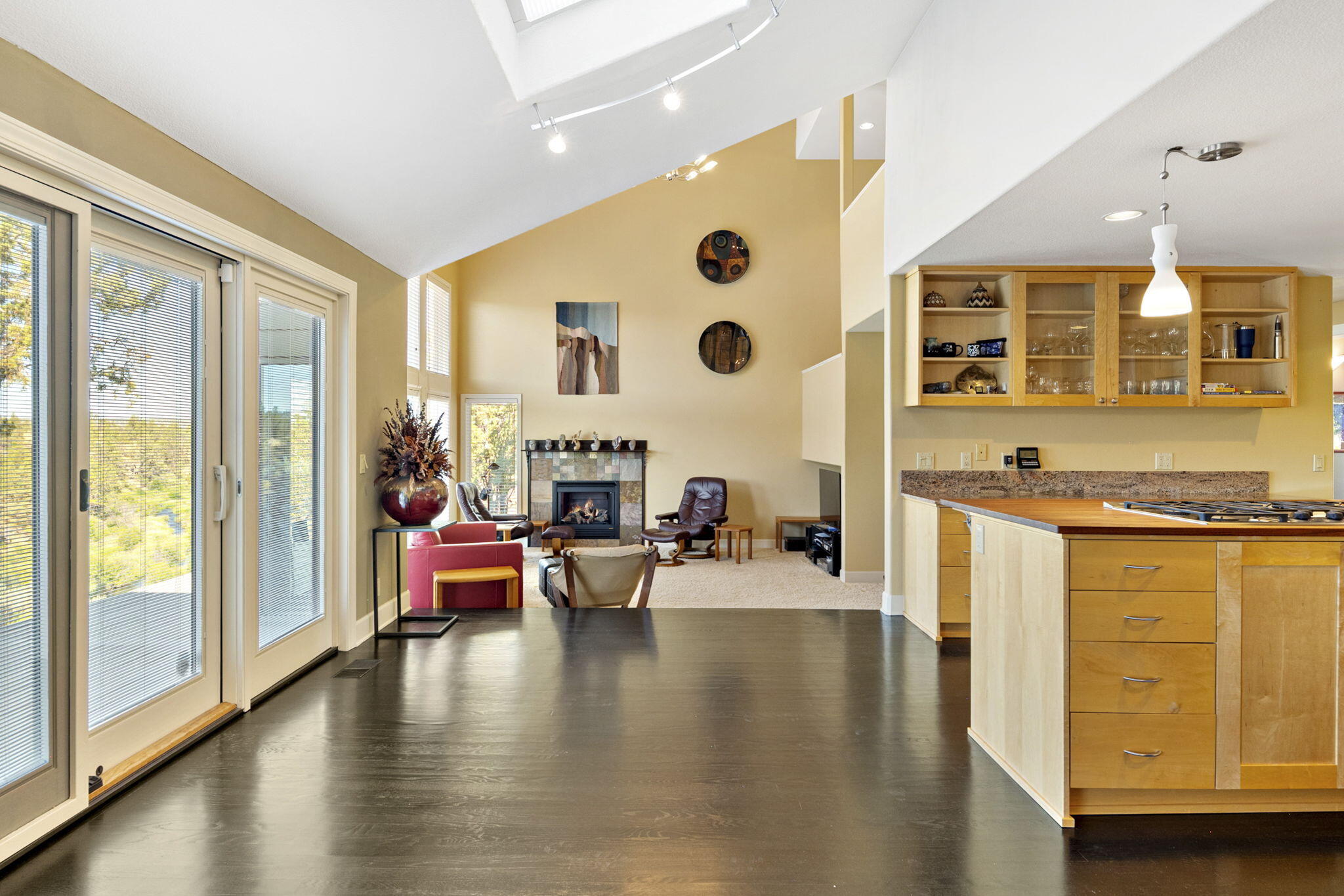 6322 NW Atkinson Avenue