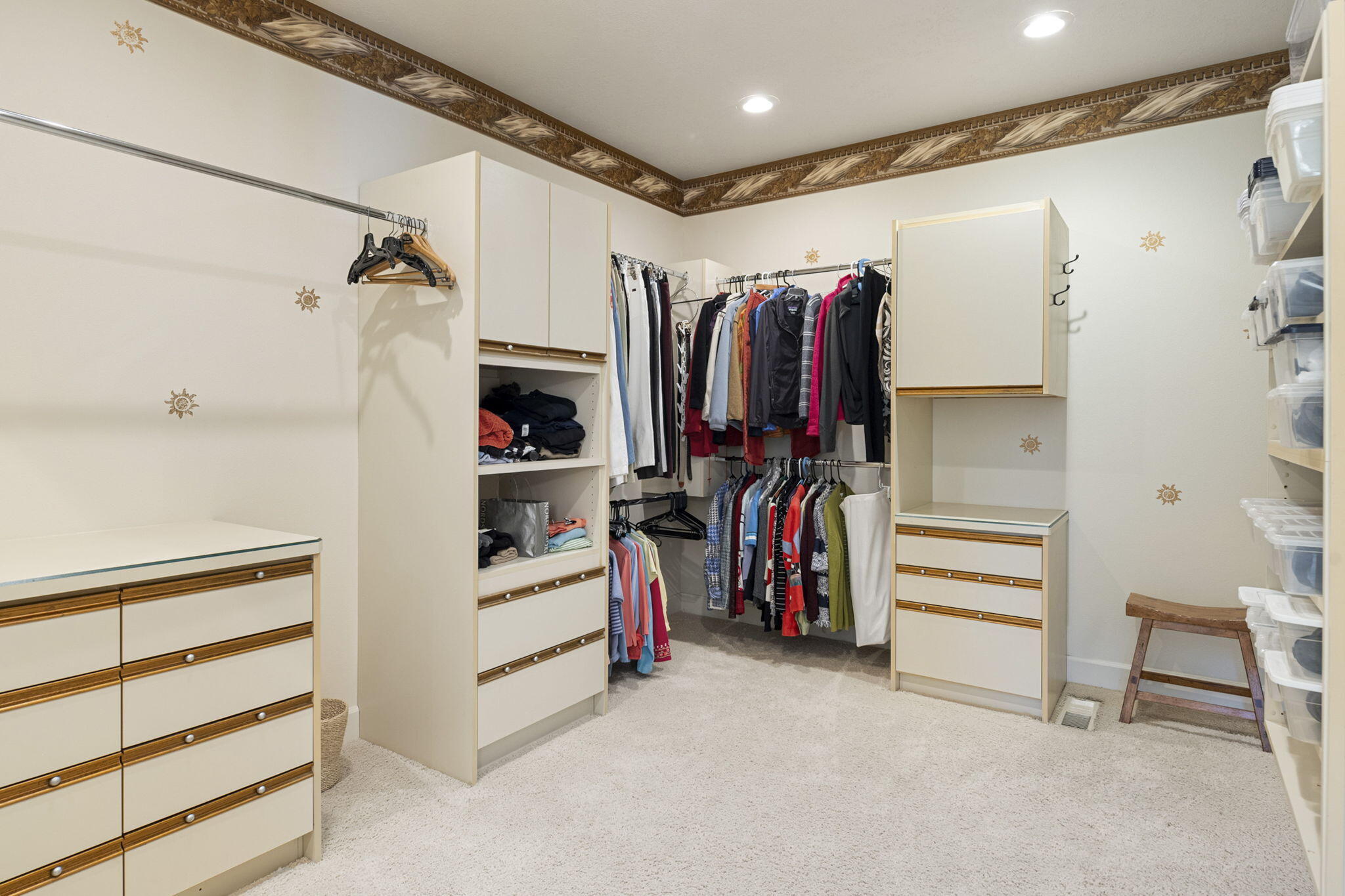 6322 NW Atkinson Avenue