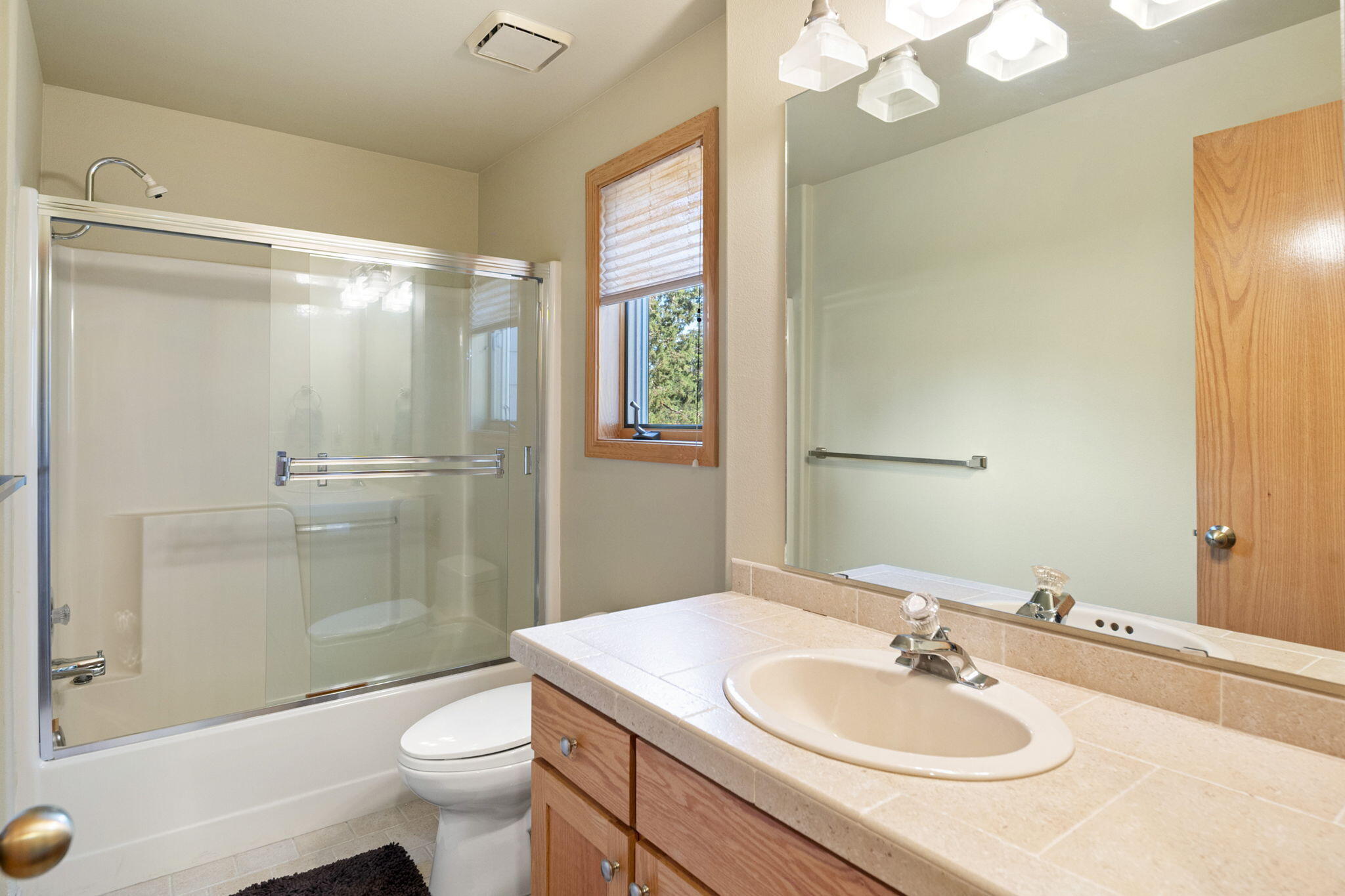 6322 NW Atkinson Avenue