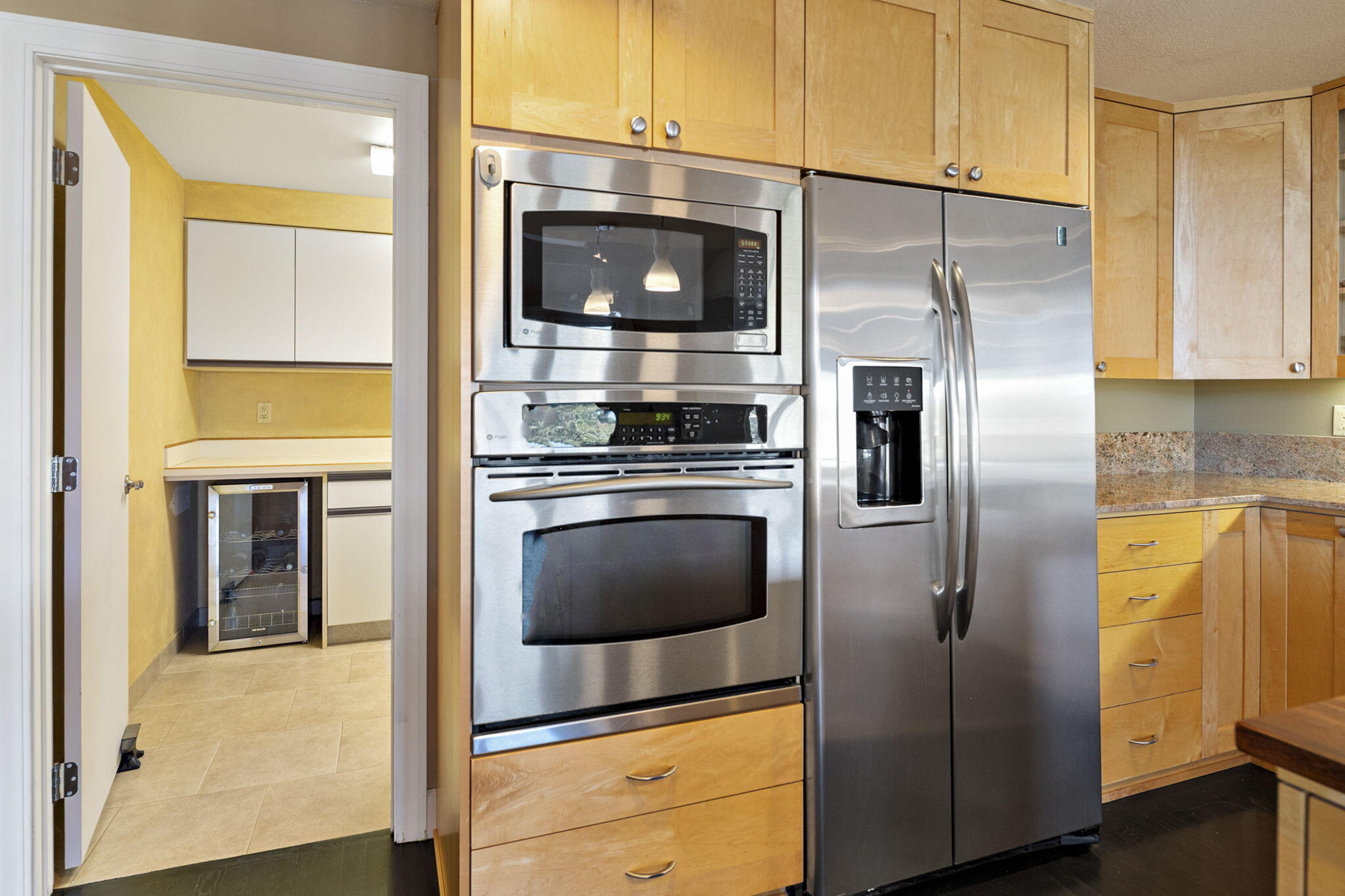 6322 NW Atkinson Avenue