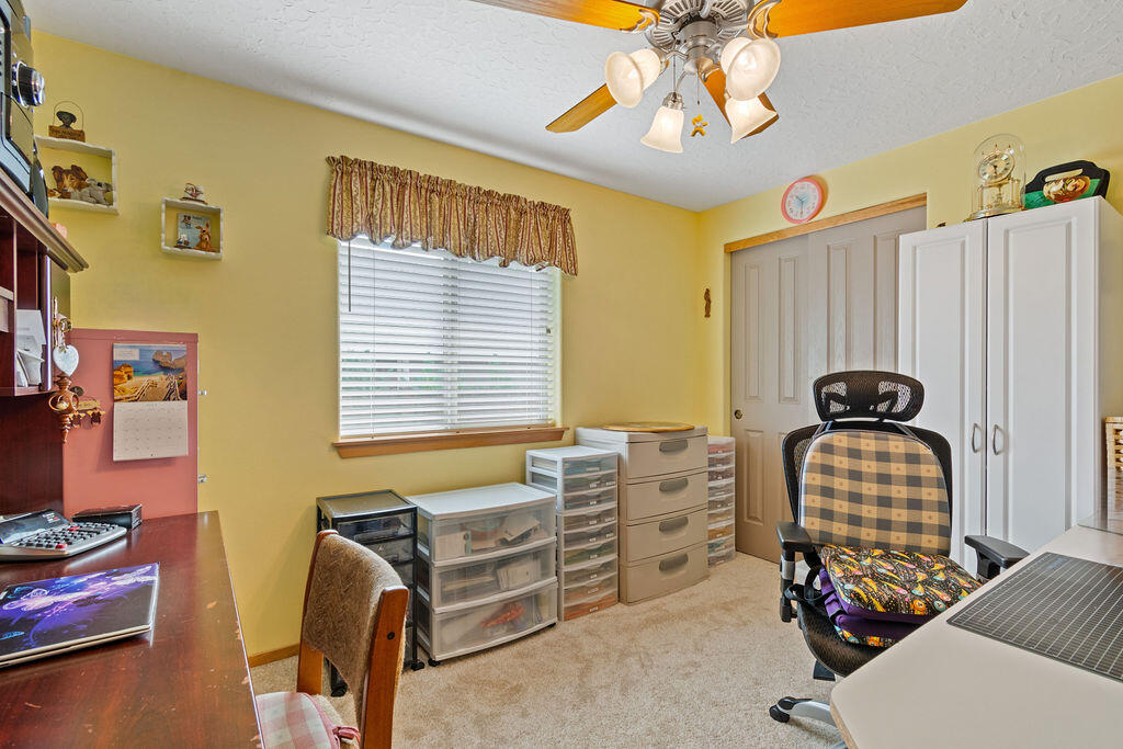 20544 Peak Ave Avenue