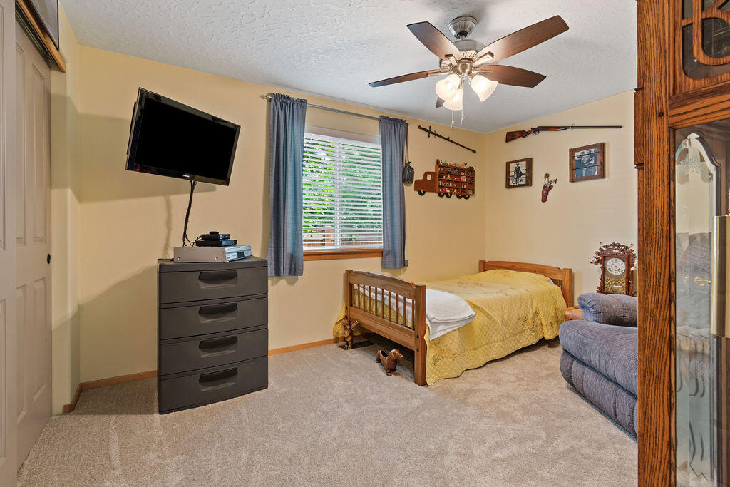 20544 Peak Ave Avenue