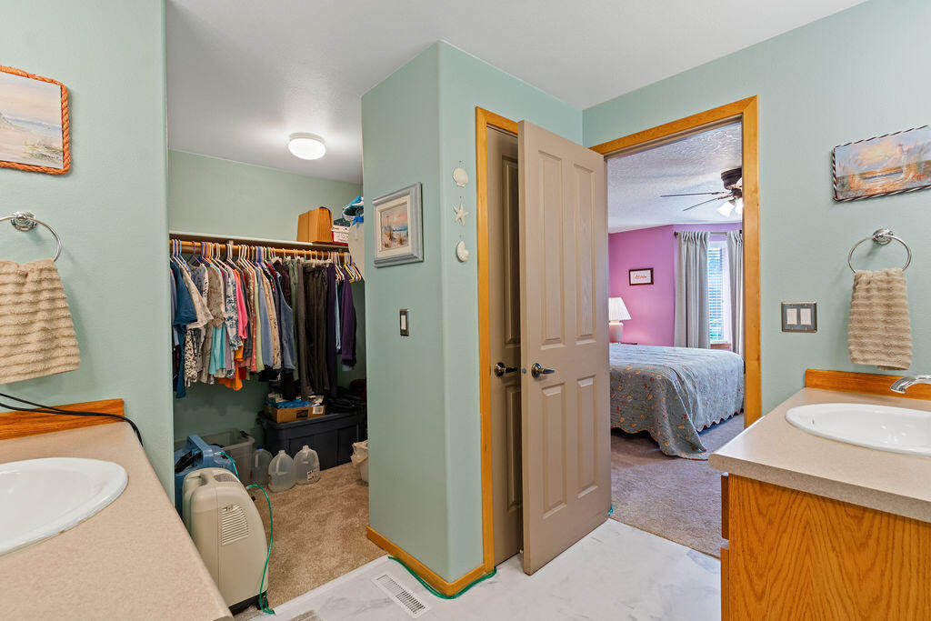 20544 Peak Ave Avenue