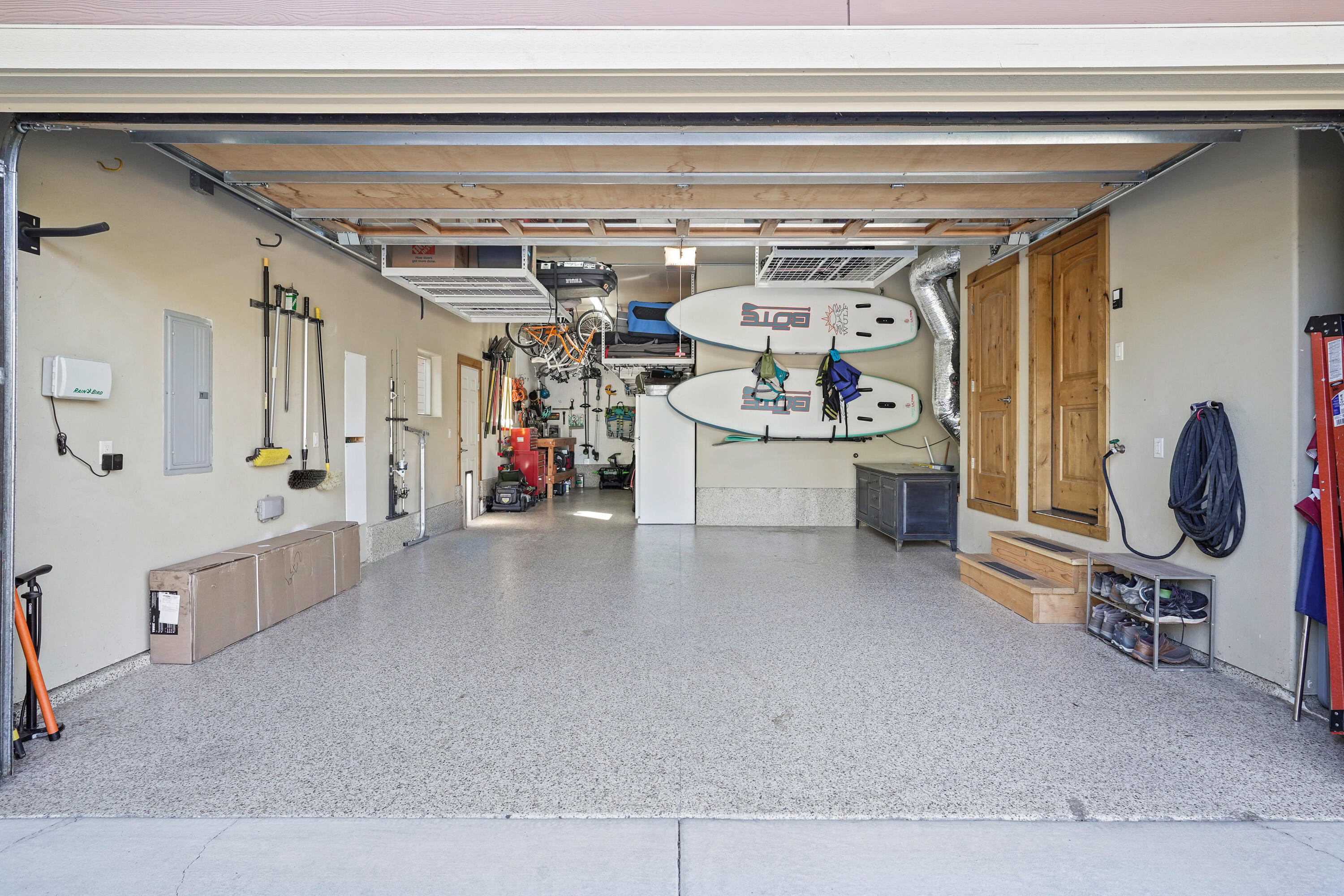 60809 Whitney Place