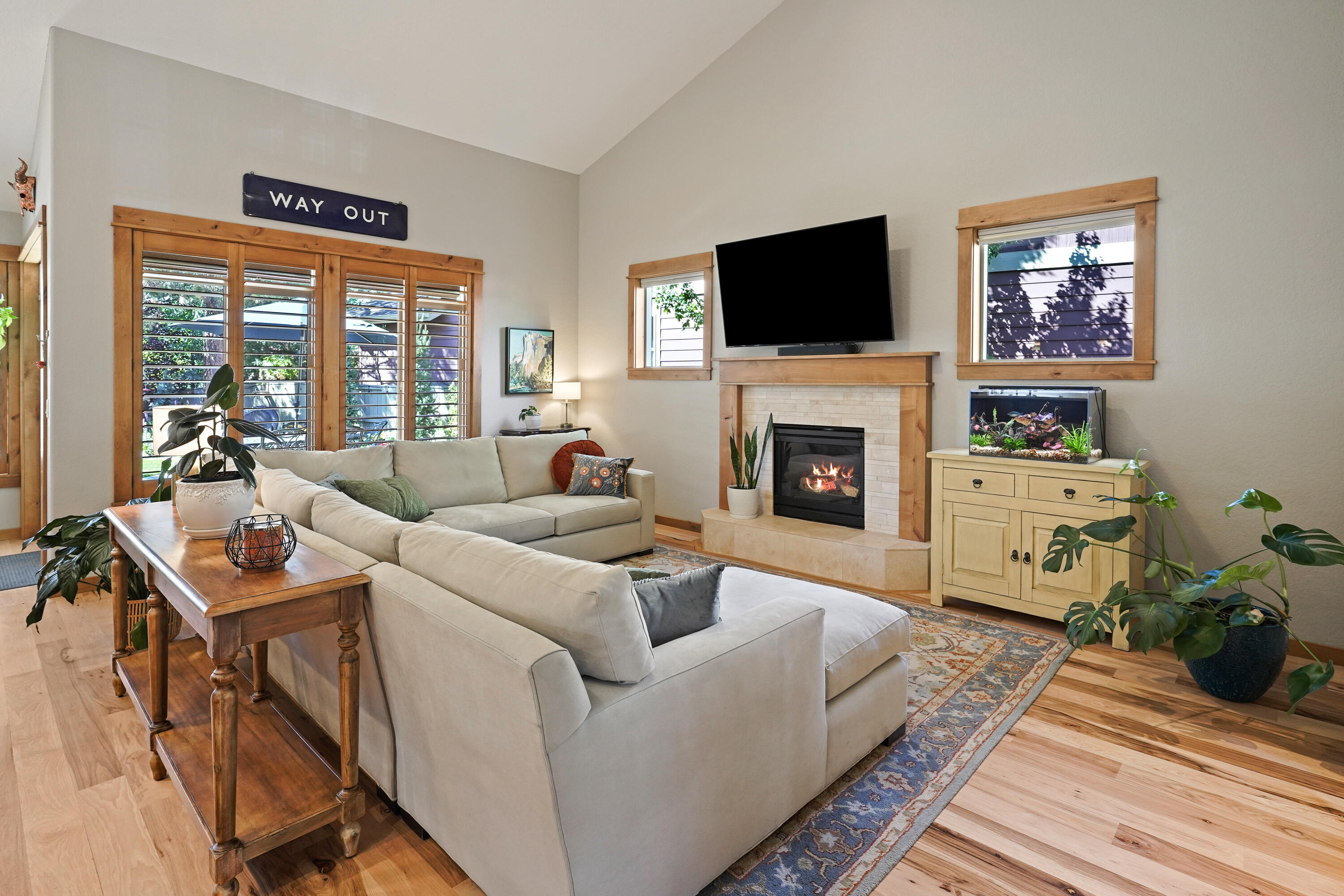 60809 Whitney Place
