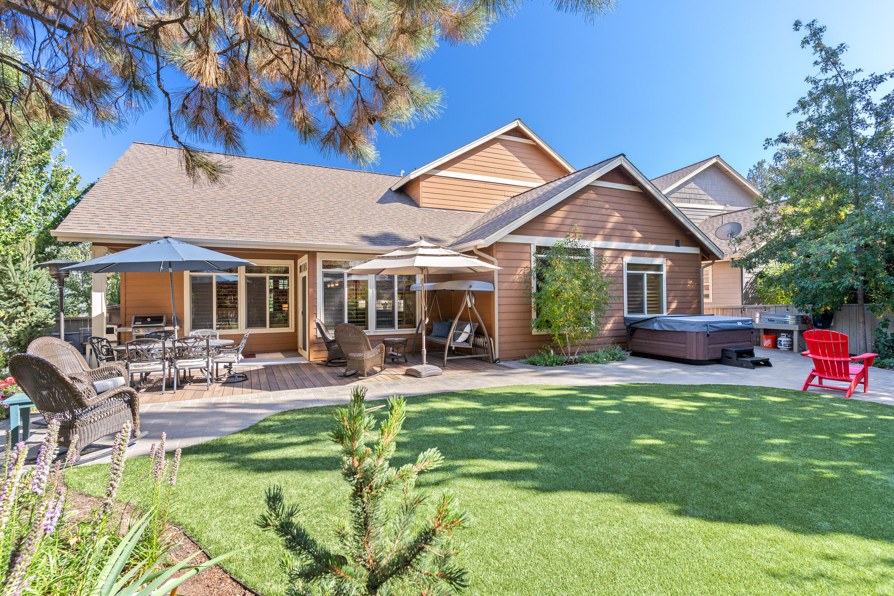 60809 Whitney Place
