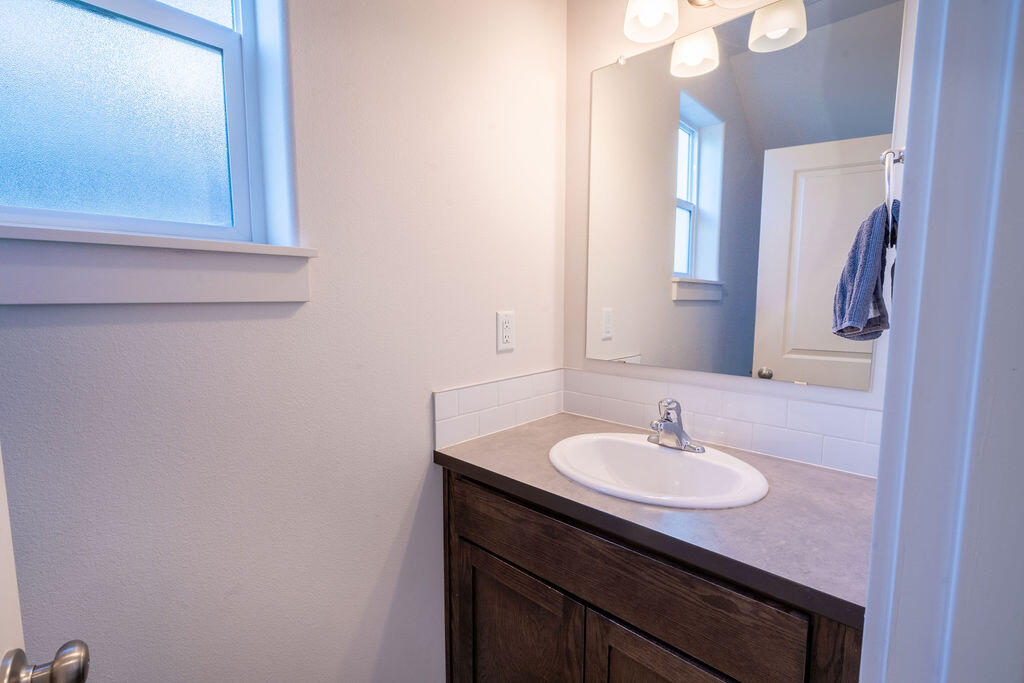 1169 W Williamson Avenue