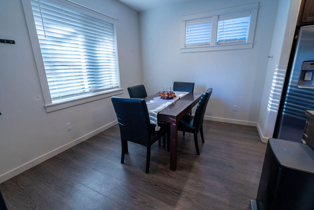 1169 W Williamson Avenue