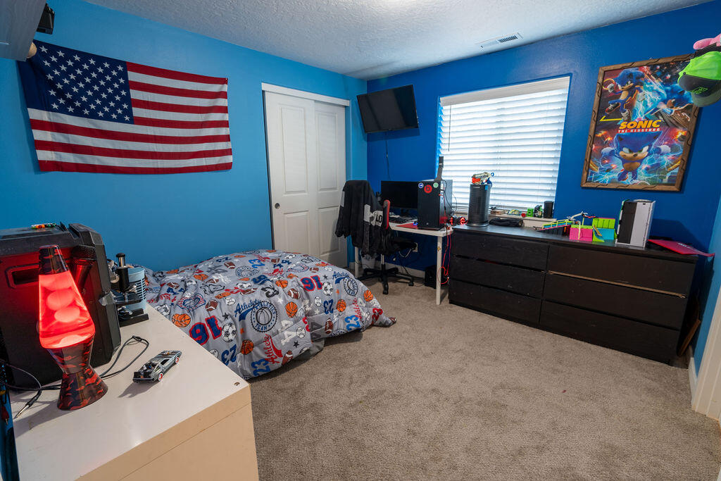 1169 W Williamson Avenue