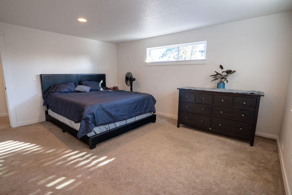 1169 W Williamson Avenue