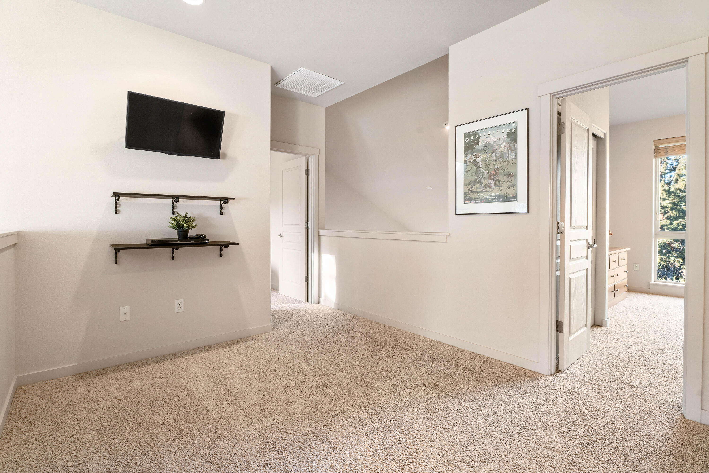 1238 Highland View Loop