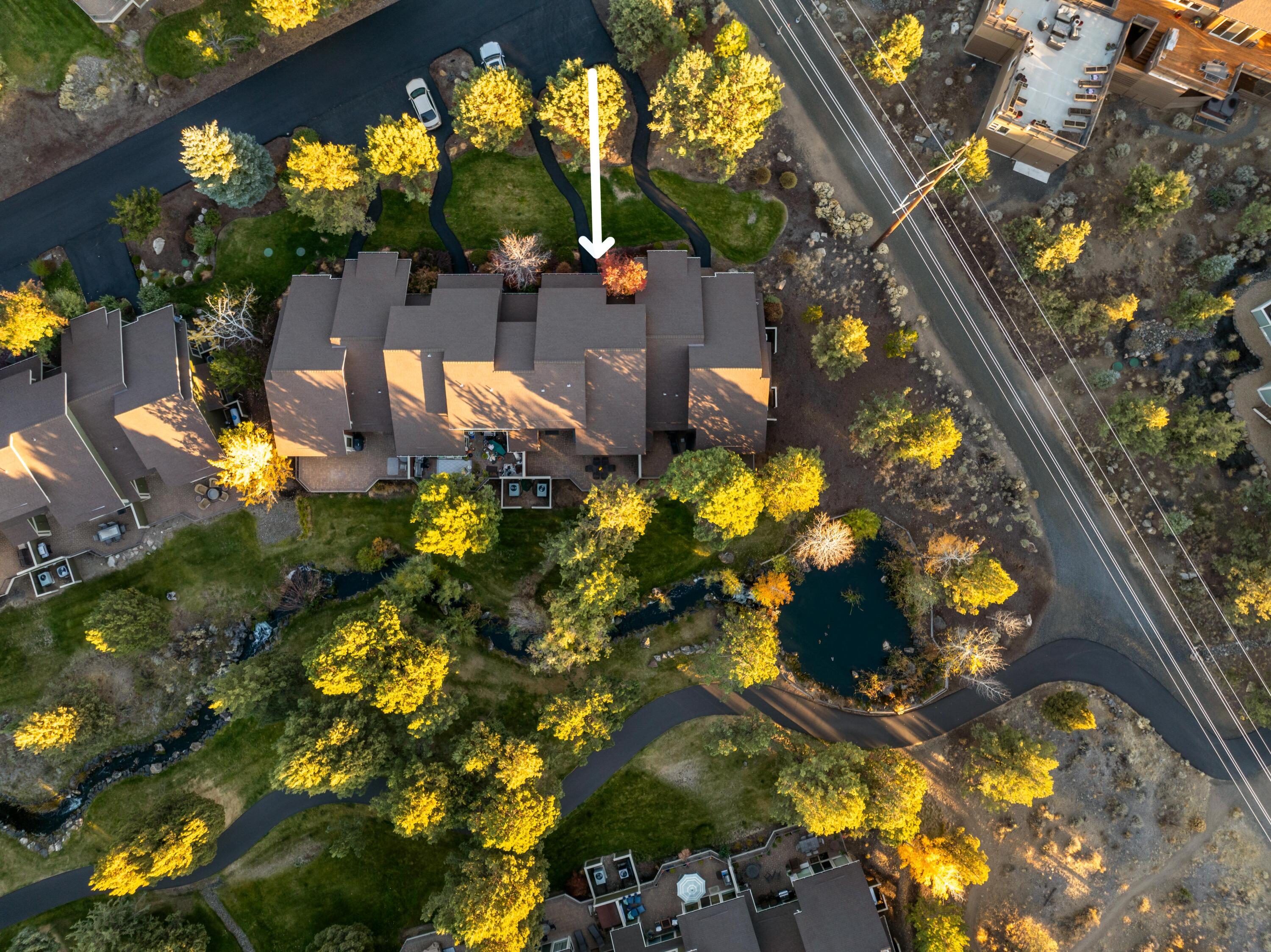 1238 Highland View Loop