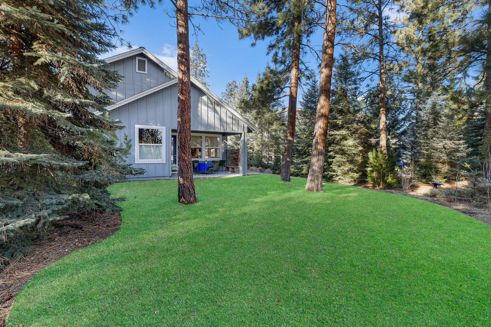 19385 Blue Lake Loop