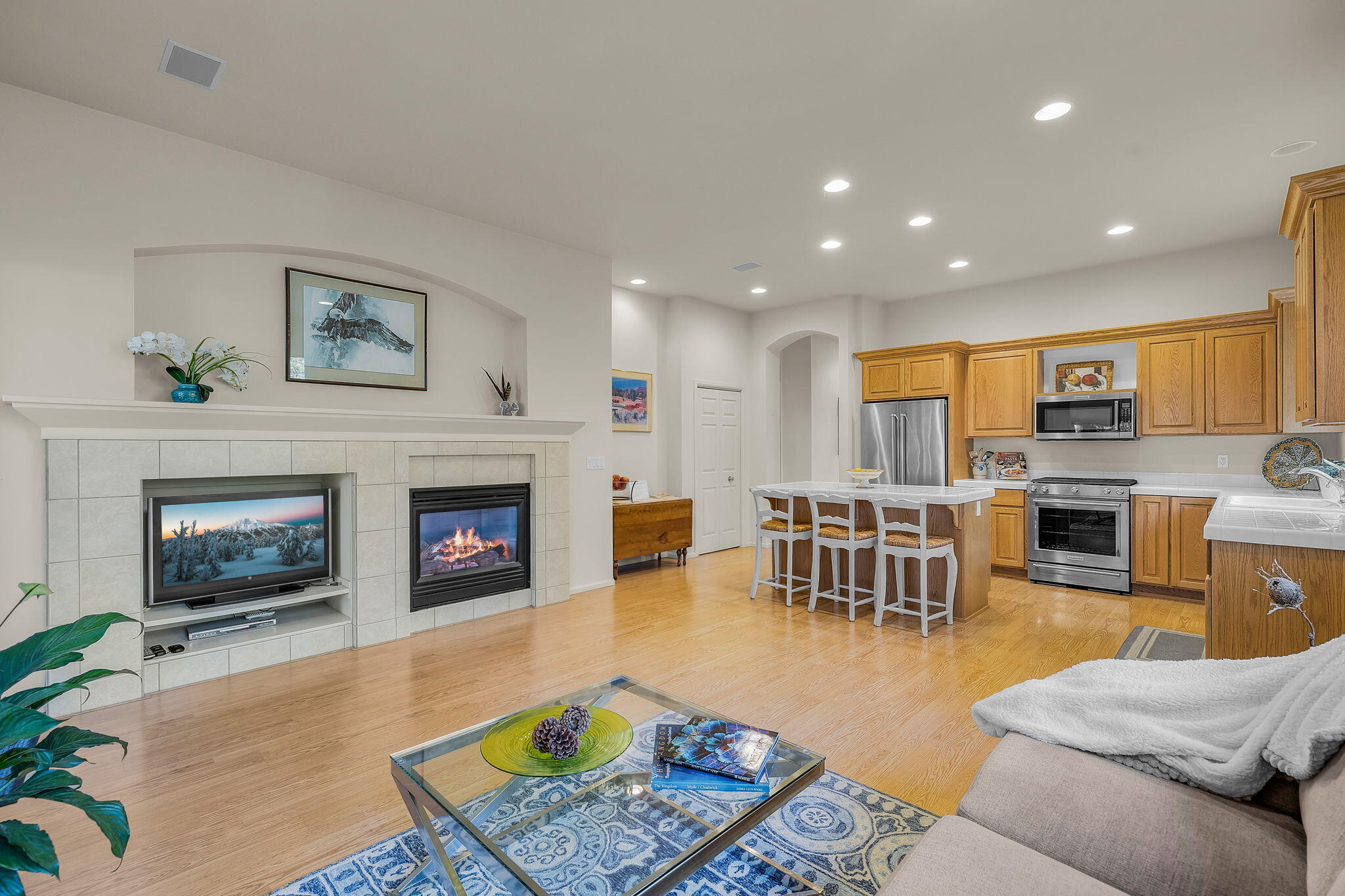 19385 Blue Lake Loop