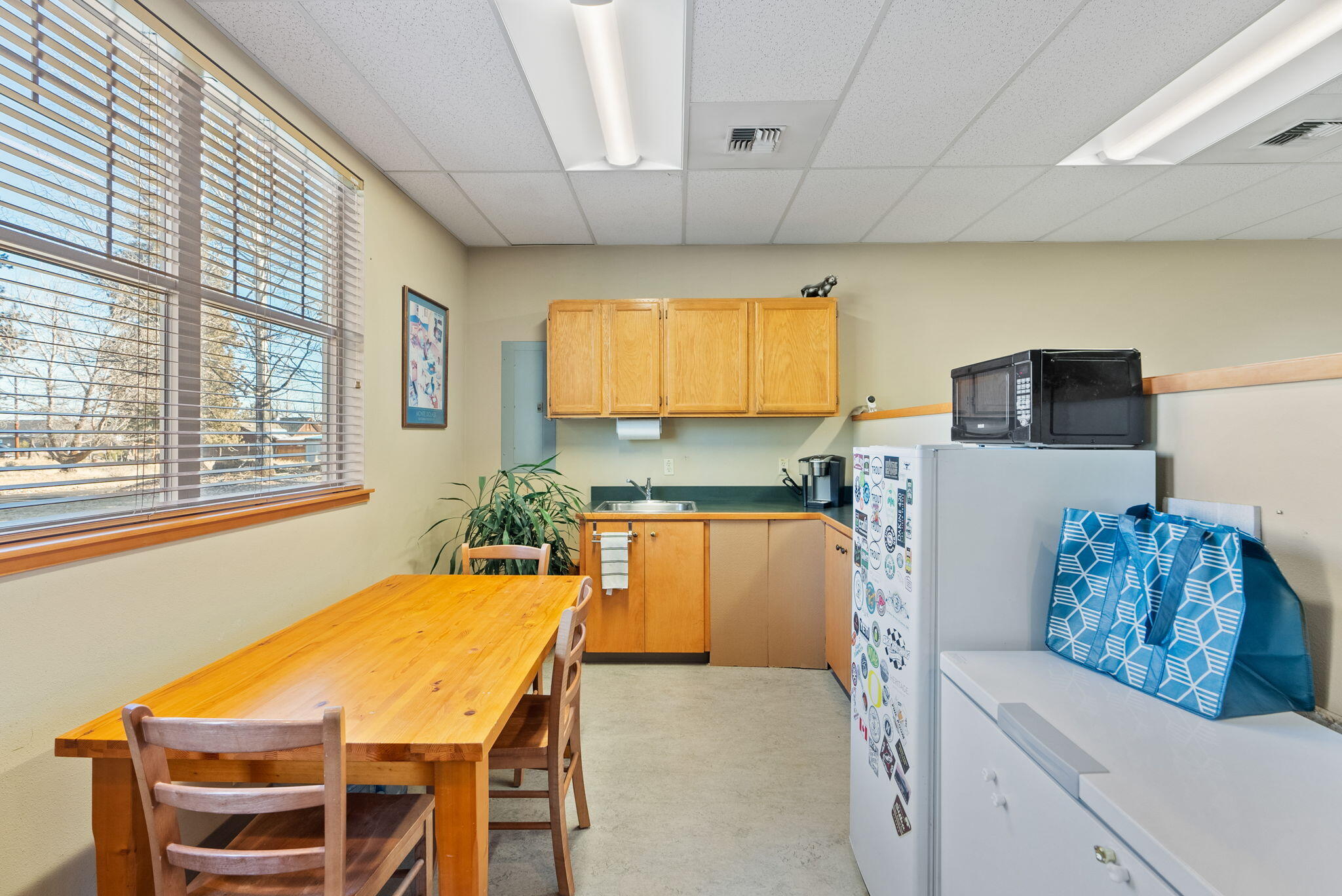 392 W Main Avenue, 2