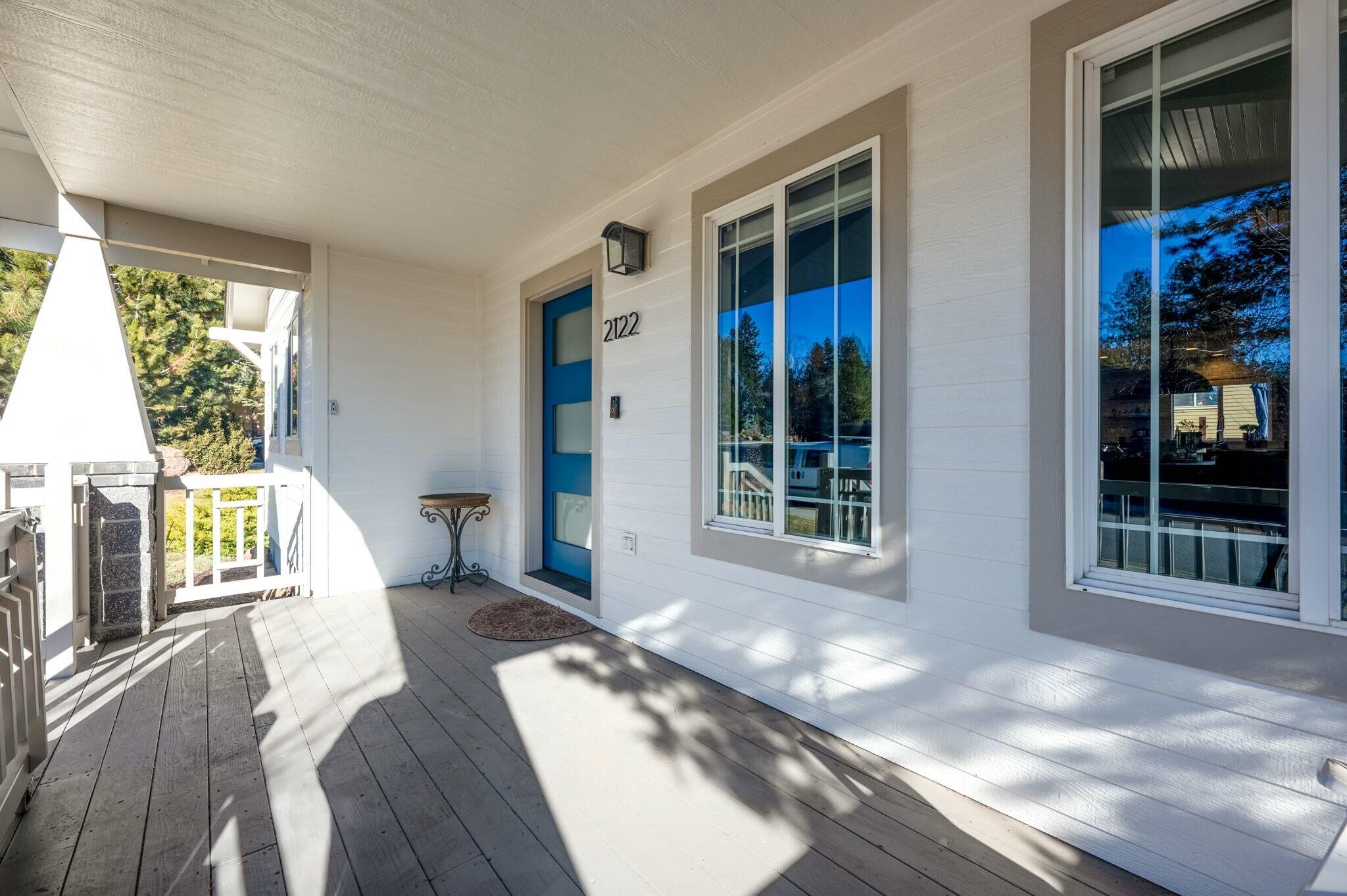 2122 NW Torrey Pines Drive