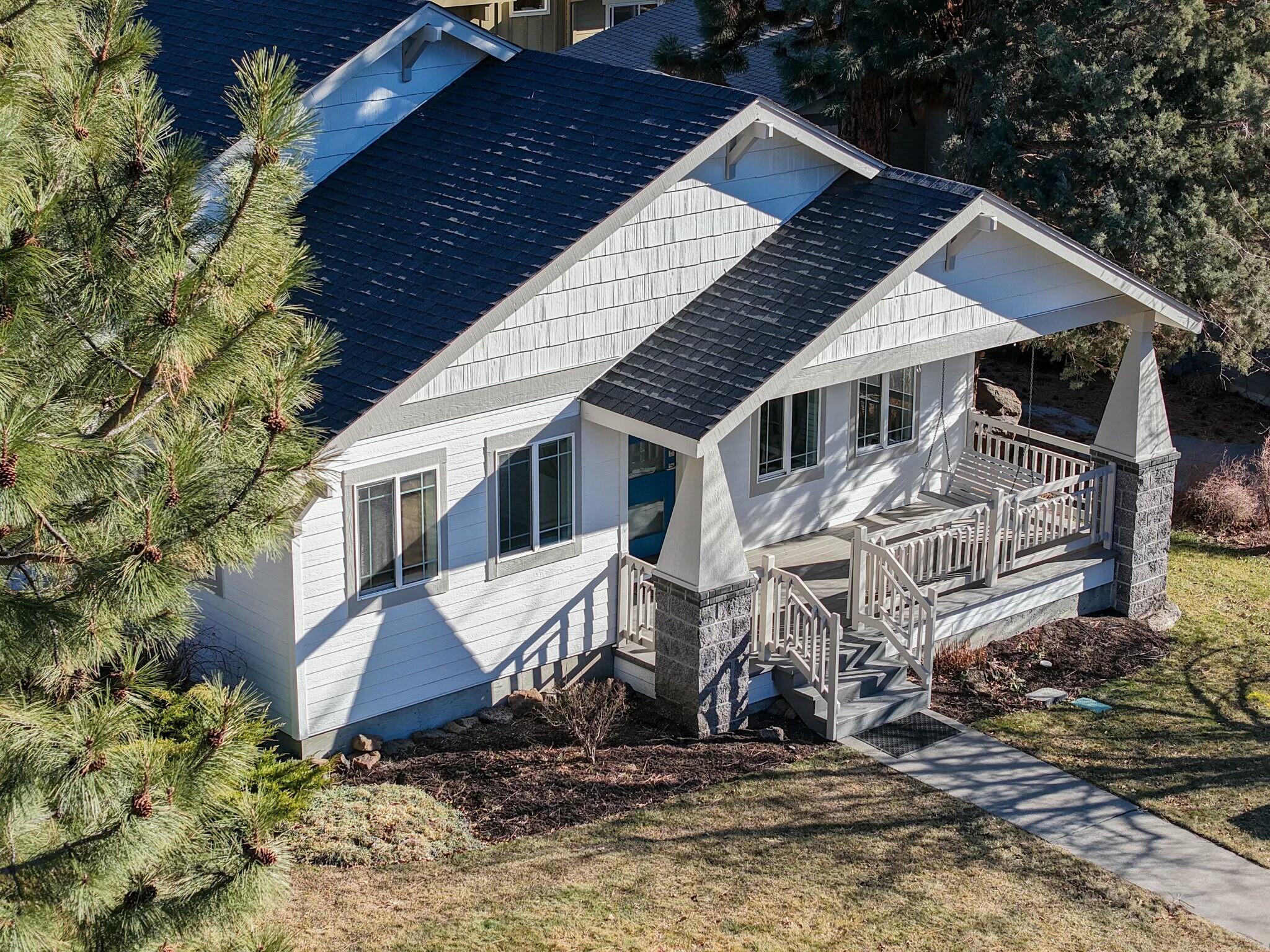 2122 NW Torrey Pines Drive