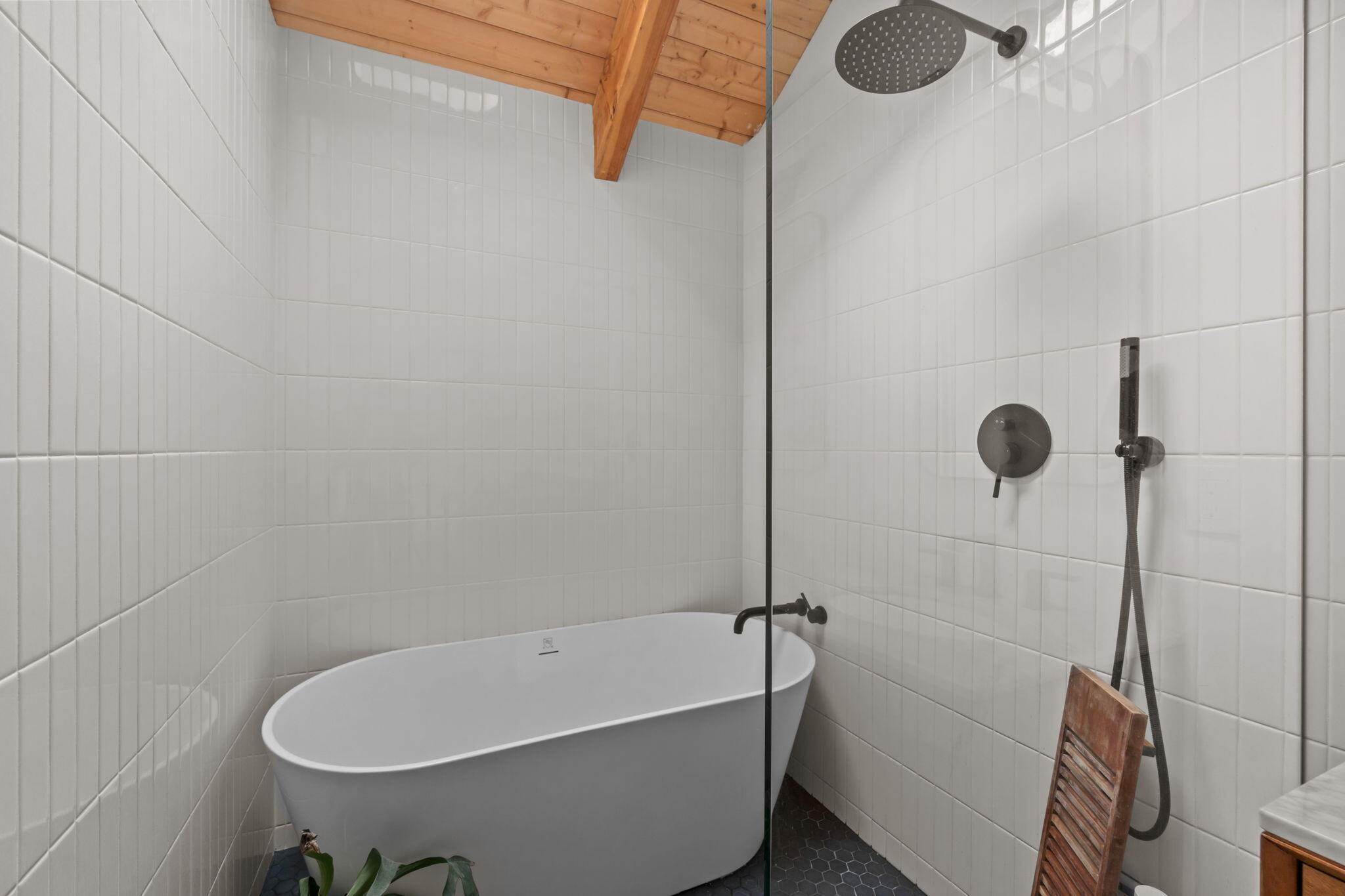 70820 Hyacinth, SH26