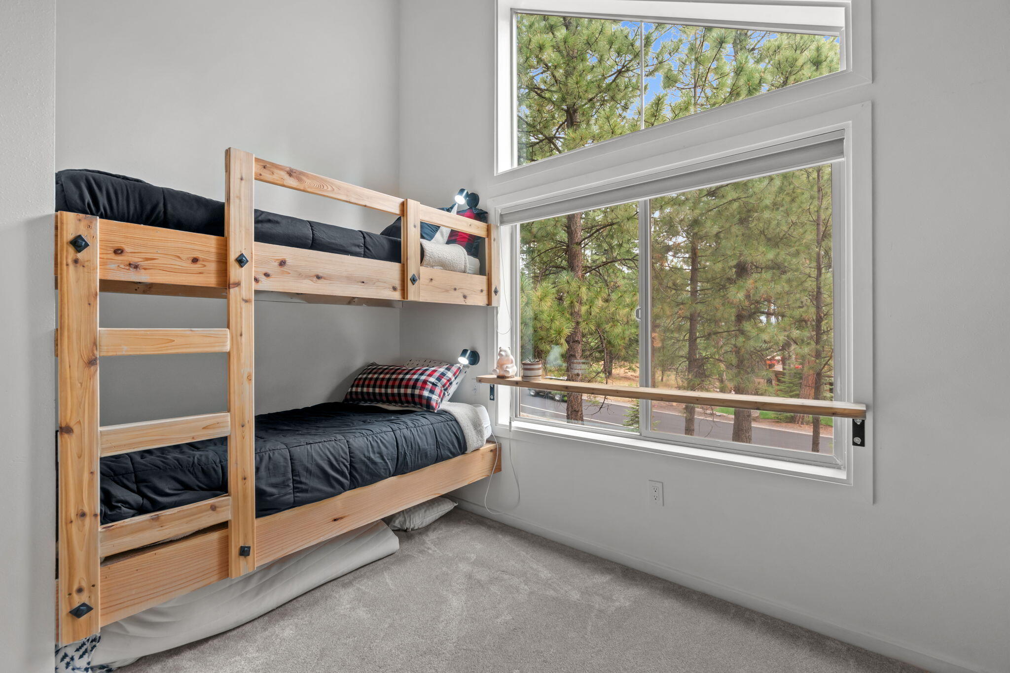 70820 Hyacinth, SH26