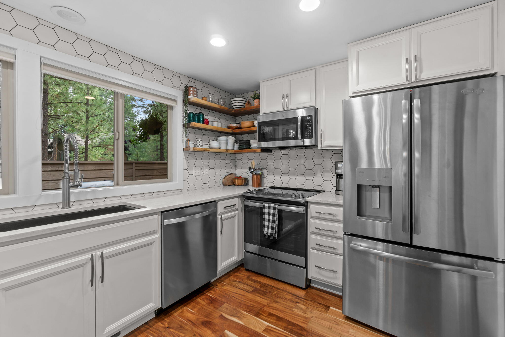 70820 Hyacinth, SH26