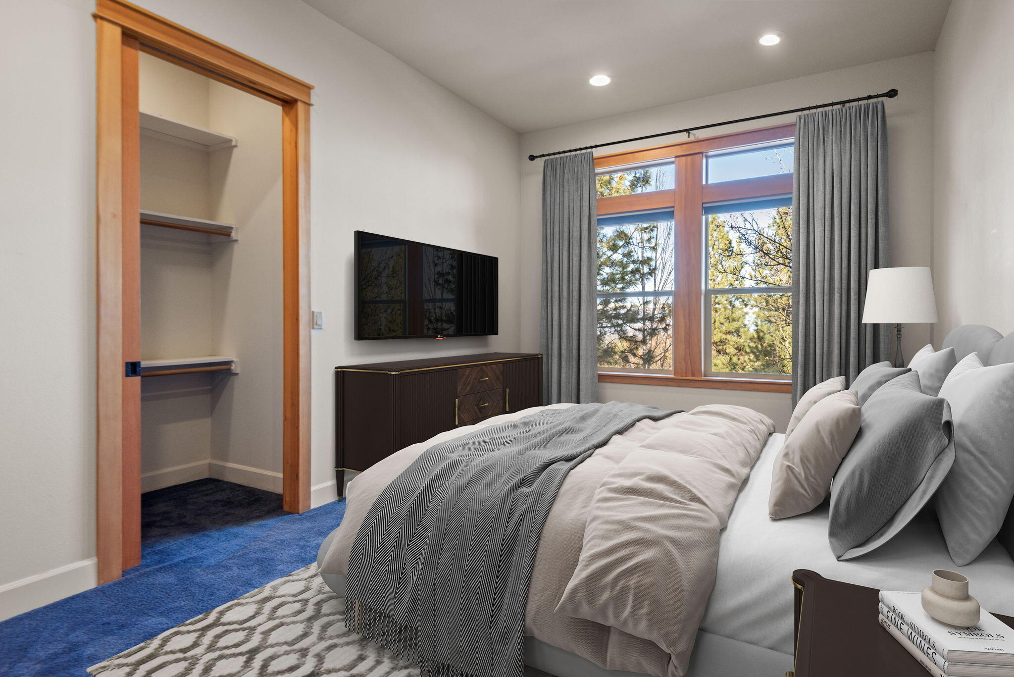 1010 NW Yosemite Drive