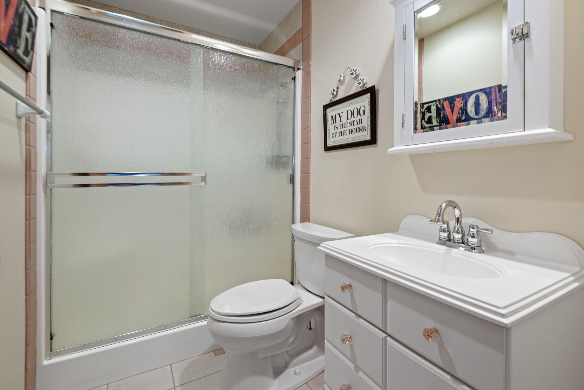 1010 NW Yosemite Drive