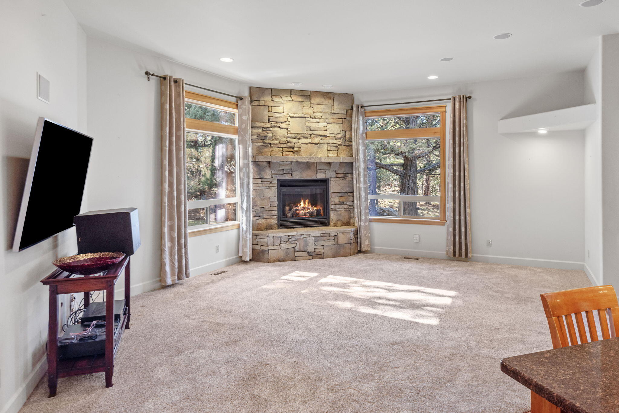 1010 NW Yosemite Drive