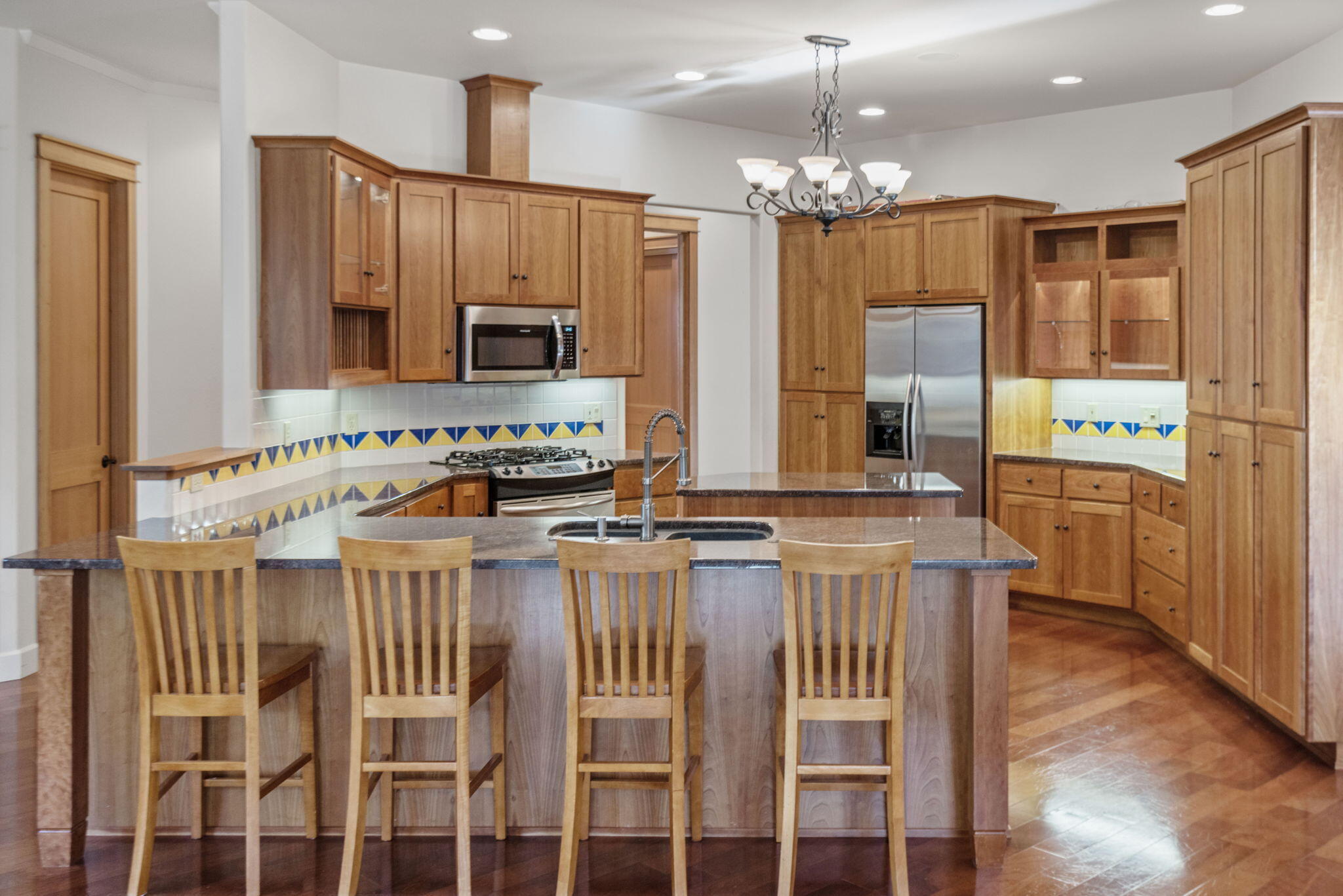 1010 NW Yosemite Drive