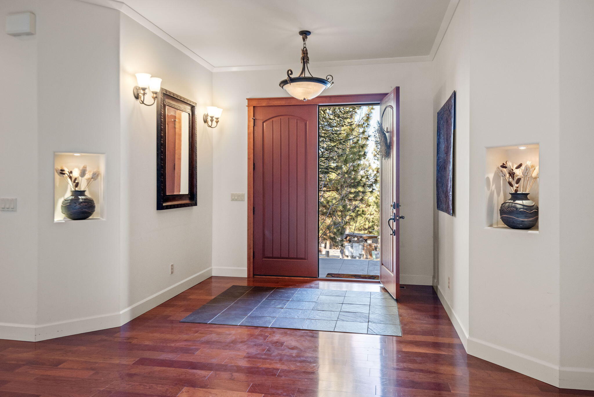 1010 NW Yosemite Drive