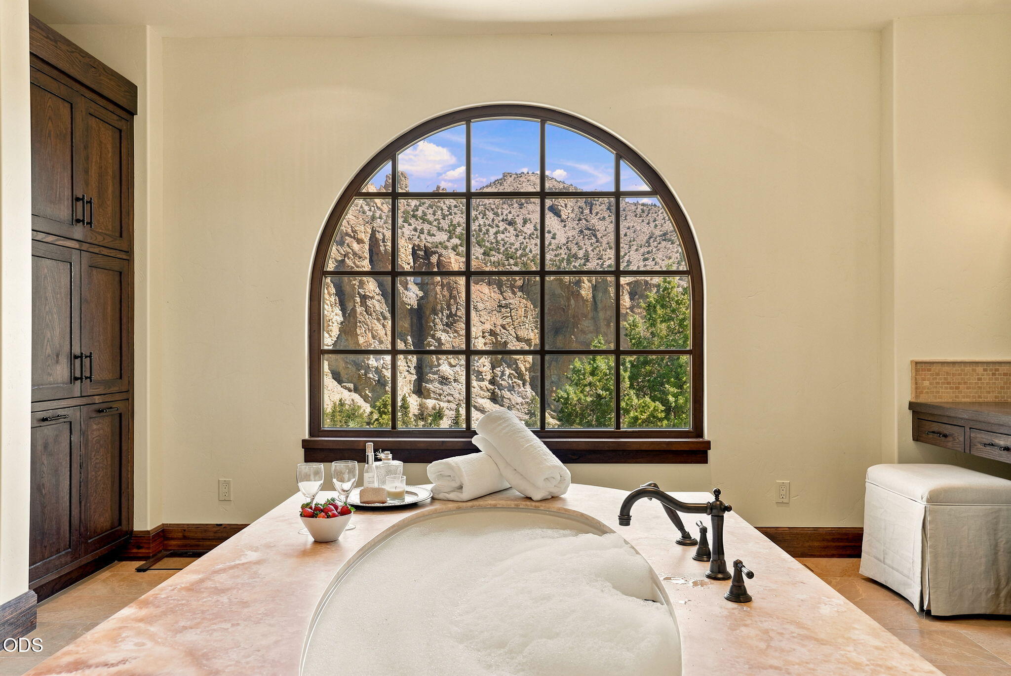 11540 NE Canyons Ranch Drive