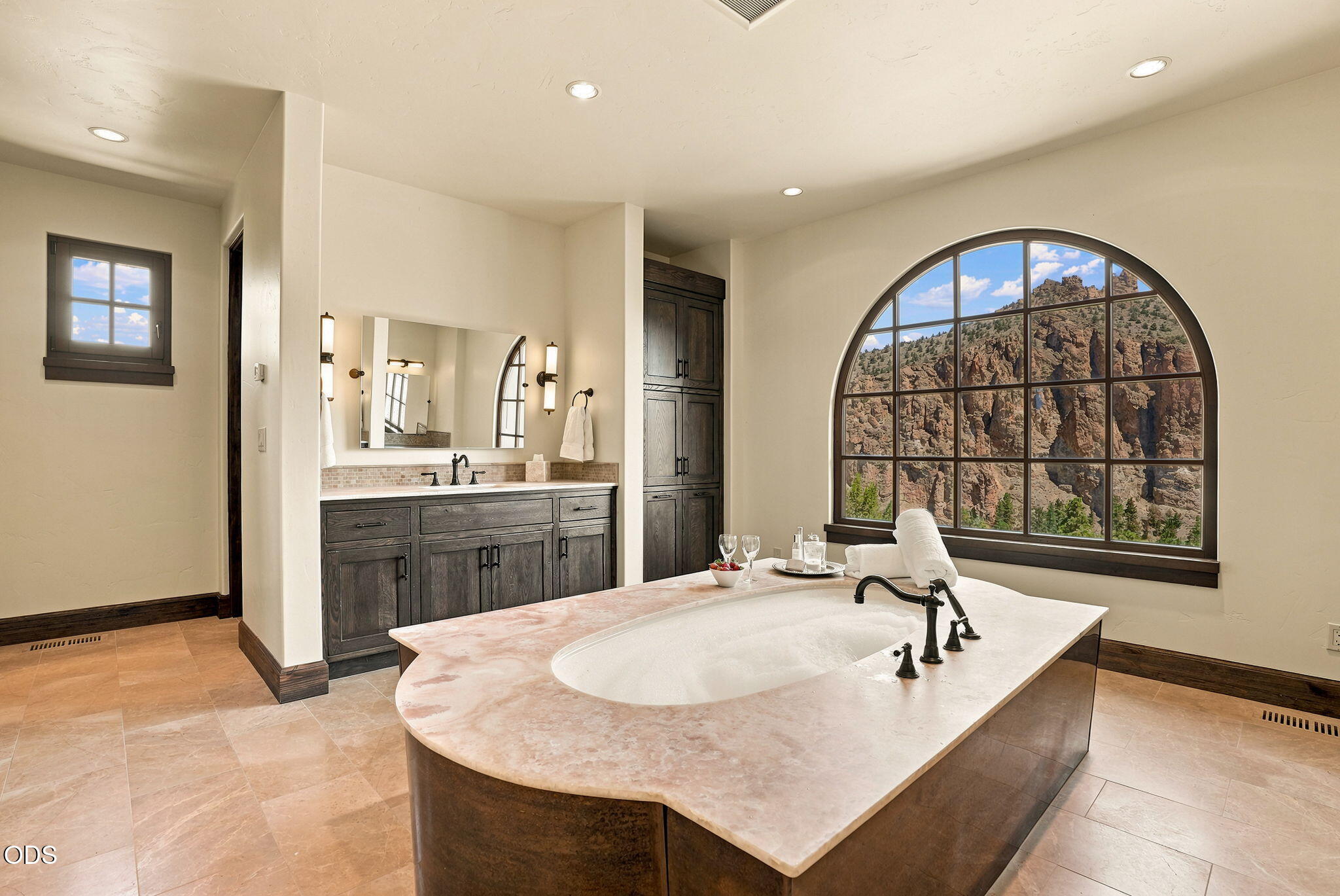 11540 NE Canyons Ranch Drive
