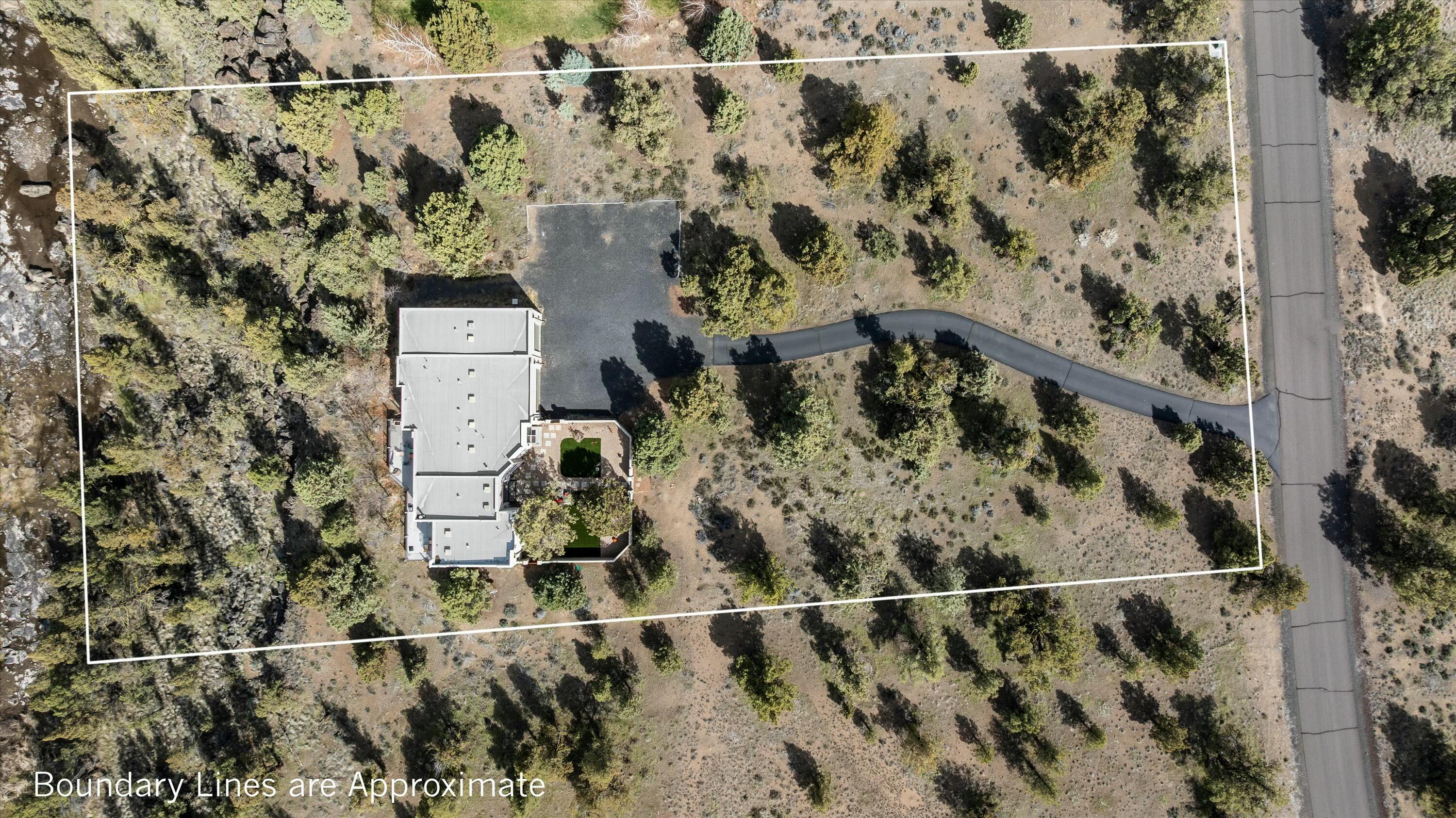 8000 NW Grubstake Way
