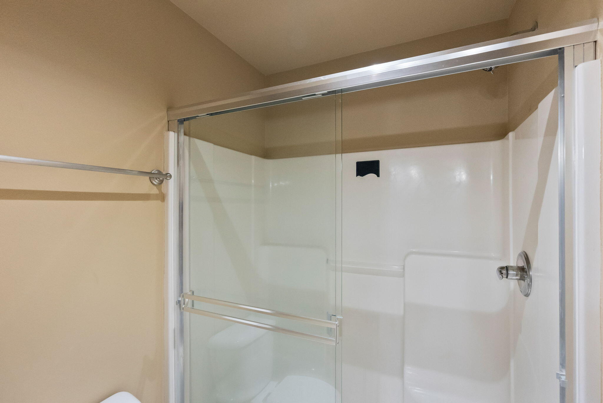 2749 NW Cedar Avenue