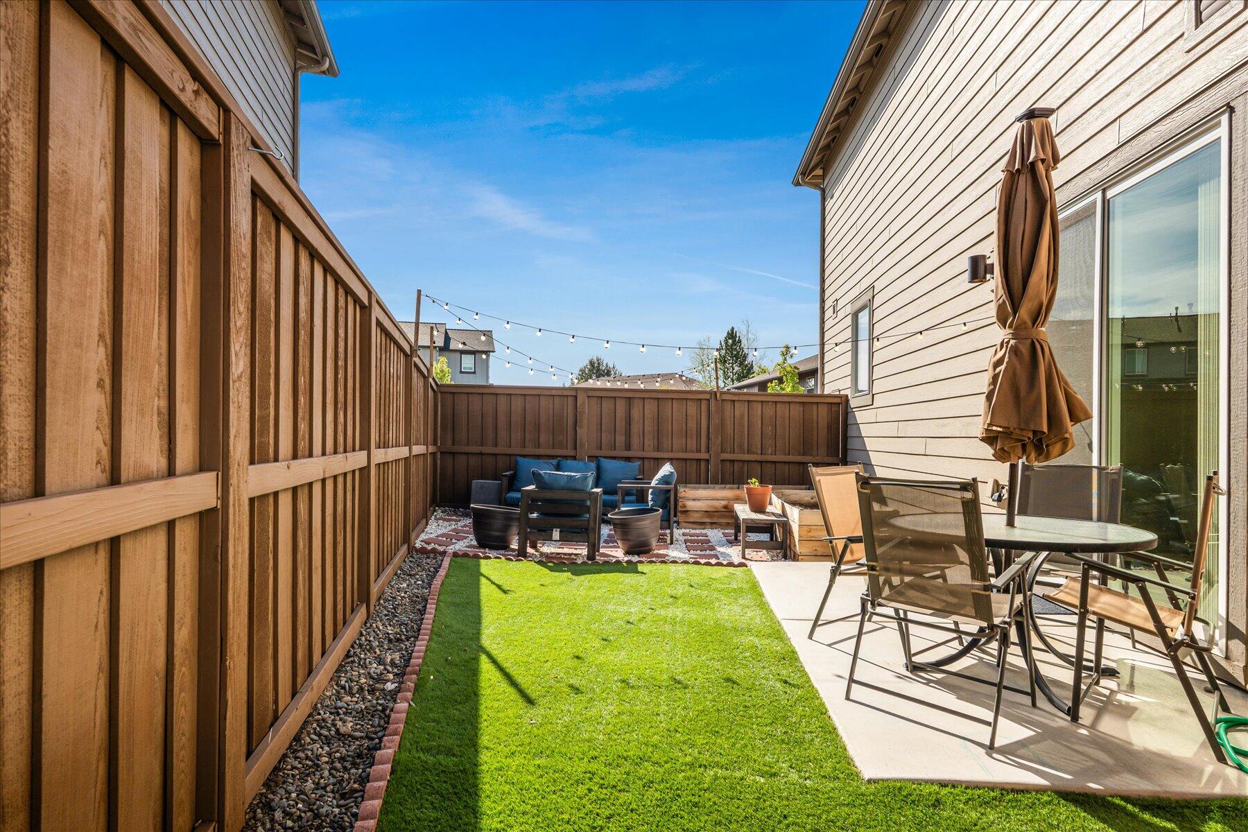 2406 NE Victor Place