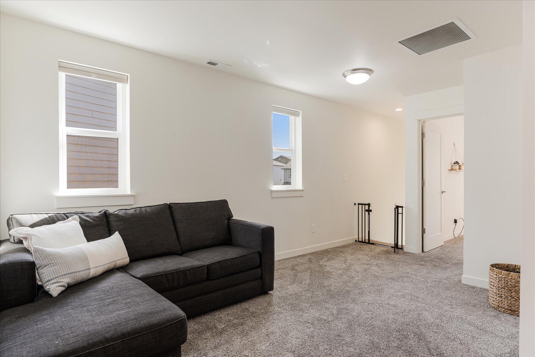 2406 NE Victor Place