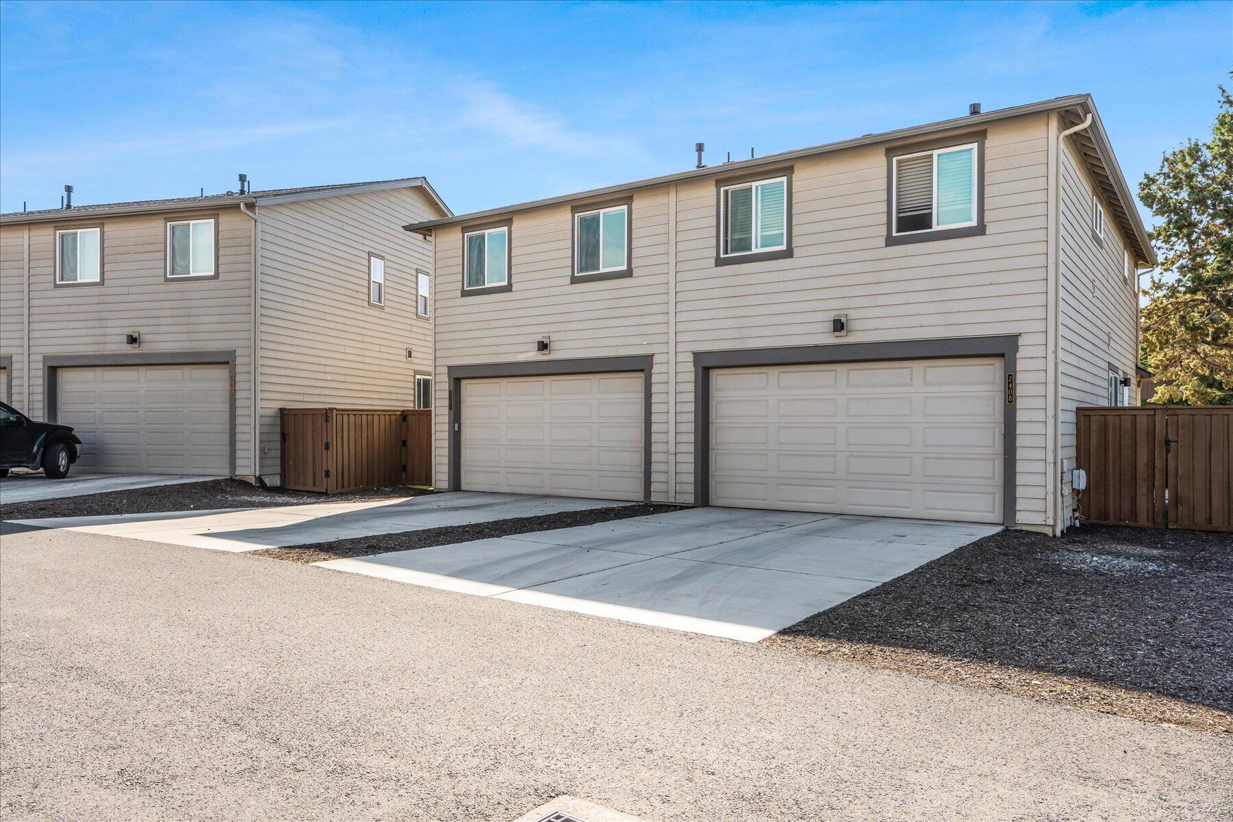 2406 NE Victor Place